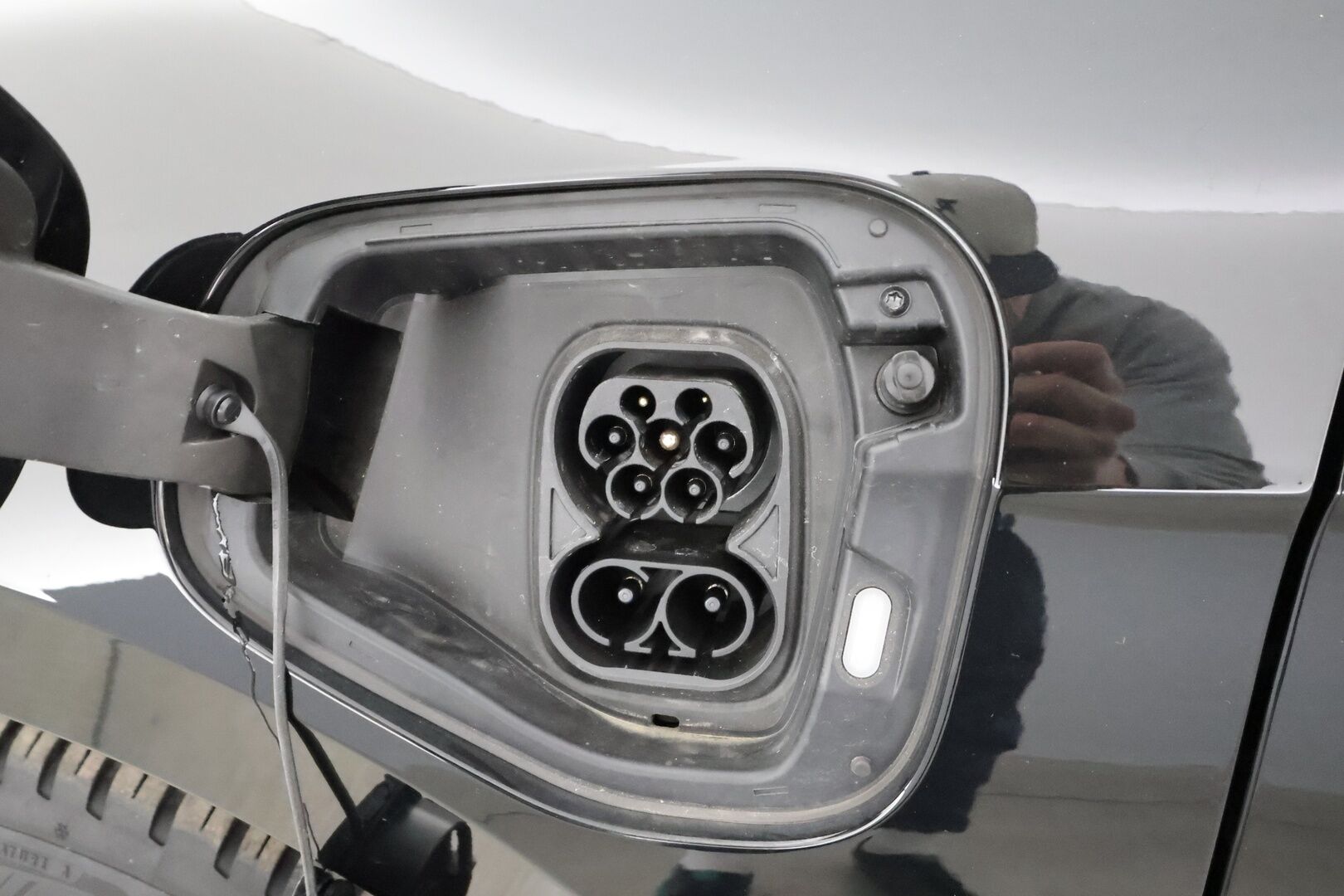 VOLKSWAGEN PASSAT 2025 Business 1.5 electric/TSI eHybrid 150kW 6-speed DSG * ACC / Koukku / Akkukäyttöinen lämmitin / Hierovat sporttipenkit * - Merkkihuollettu / Koti & Kauppalaturi