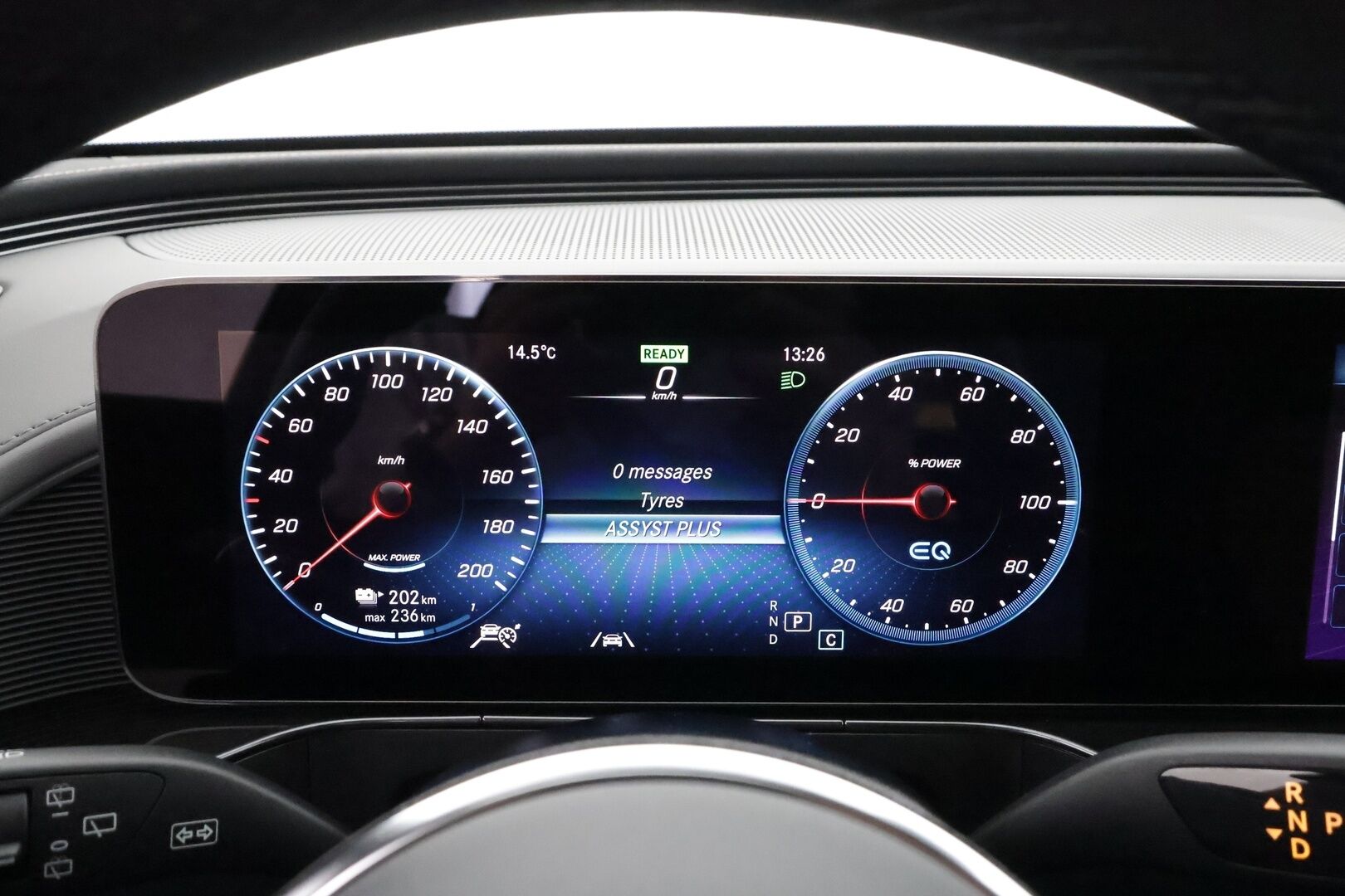MERCEDES-BENZ EQC 2023 400 4MATIC * Distronic+ / Muistipenkit / Koukku / Multibeam / P.kamera / Puolinahat / Navi / Keyless / Akustiset lasit * - Akku kuntotarkastettu / Kahdet renkaat aluvanteilla / Merkkihuollettu