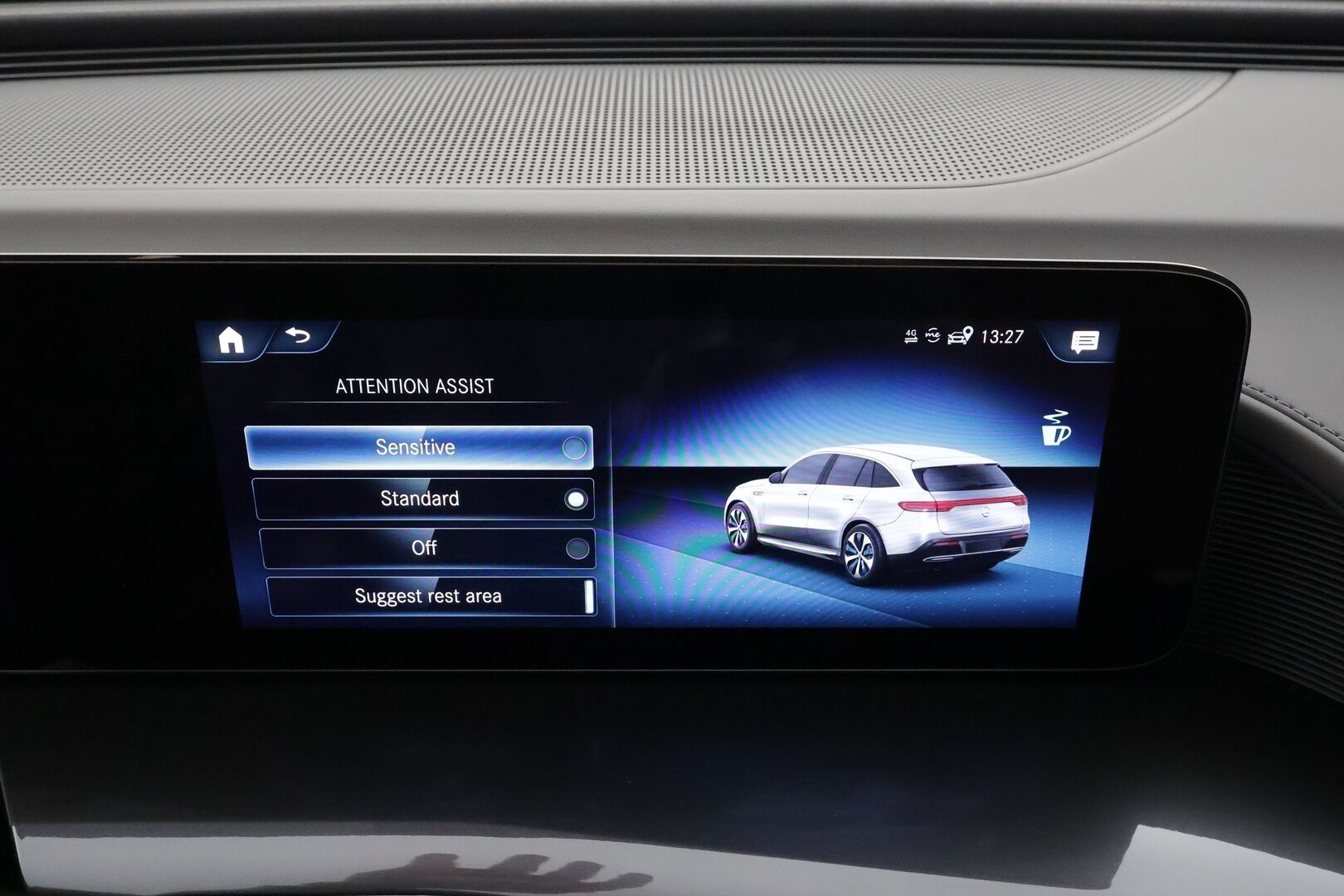 MERCEDES-BENZ EQC 2023 400 4MATIC * Distronic+ / Muistipenkit / Koukku / Multibeam / P.kamera / Puolinahat / Navi / Keyless / Akustiset lasit * - Akku kuntotarkastettu / Kahdet renkaat aluvanteilla / Merkkihuollettu