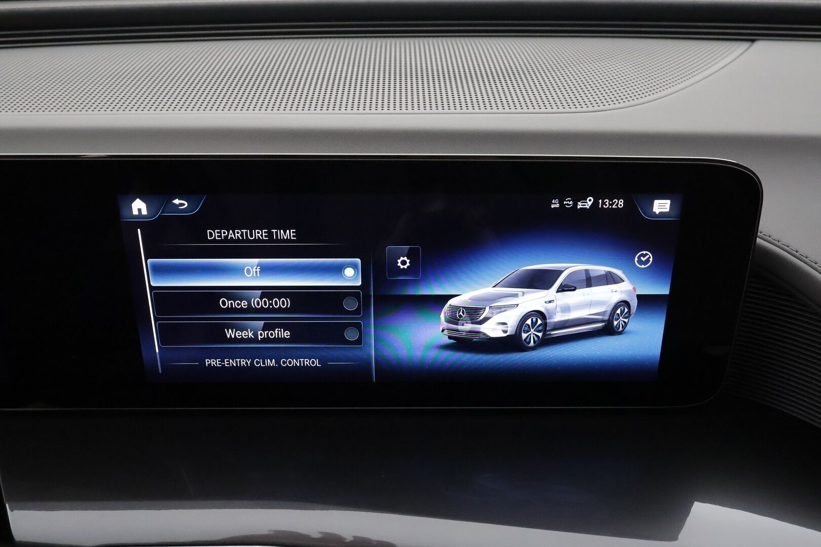 MERCEDES-BENZ EQC 2023 400 4MATIC * Distronic+ / Muistipenkit / Koukku / Multibeam / P.kamera / Puolinahat / Navi / Keyless / Akustiset lasit * - Akku kuntotarkastettu / Kahdet renkaat aluvanteilla / Merkkihuollettu