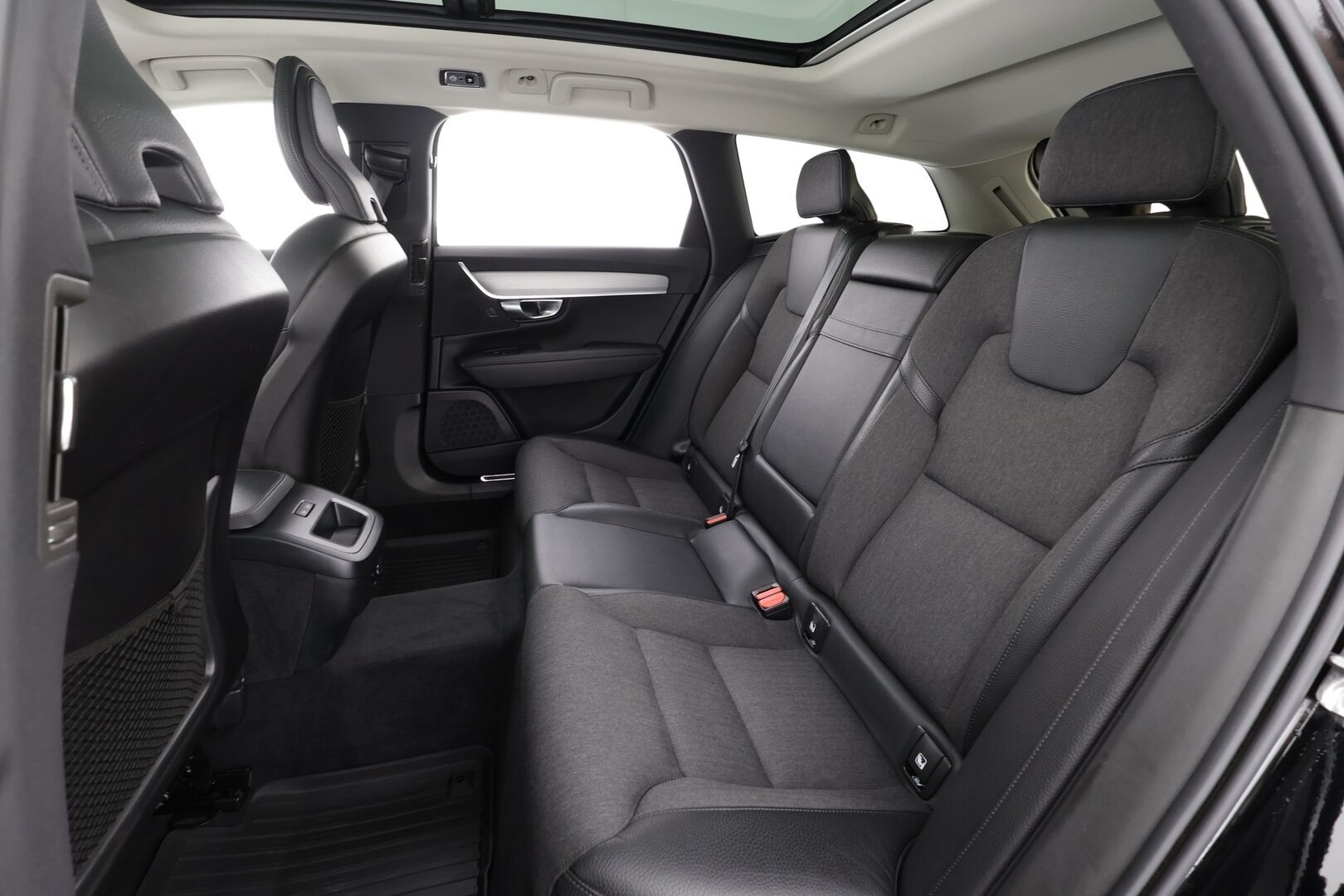 Volvo V90 CROSS COUNTRY 2020 T5 AWD Business Adv * Pilot assist / Koukku / Webasto / Panorama / Full-LED / P.kamera / Blis * - Kahdet Renkaat - HULLUT AVAJAISHULINAT KORKOTARJOUS 3,29 %