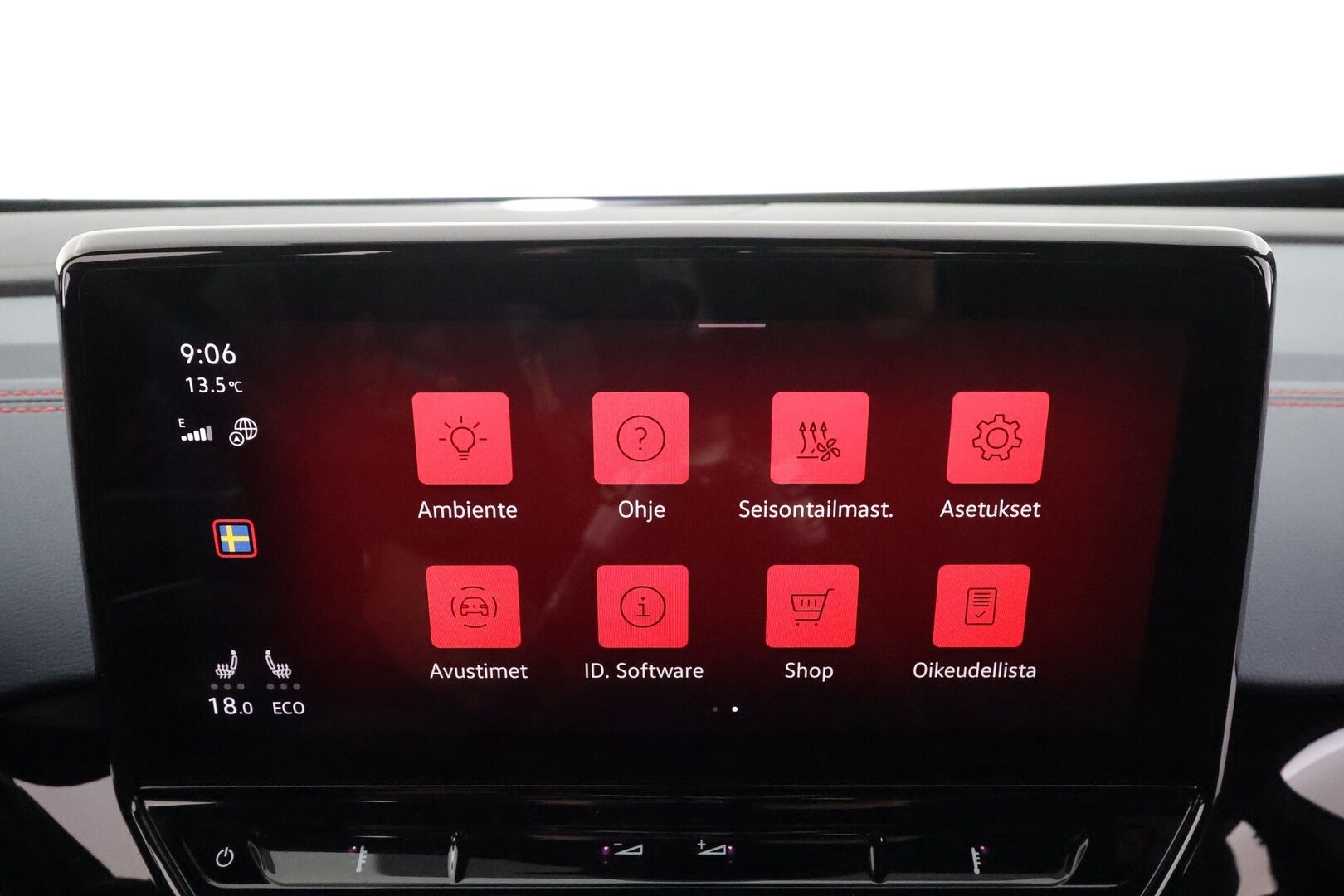 VOLKSWAGEN ID.4 2022 GTX Dual Motor AWD * ILP / ACC / P.kamera / Matrix-LED / Navi / Kaistavahti / Keyless * - Kahdet renkaat aluvanteilla / Merkkihuollot