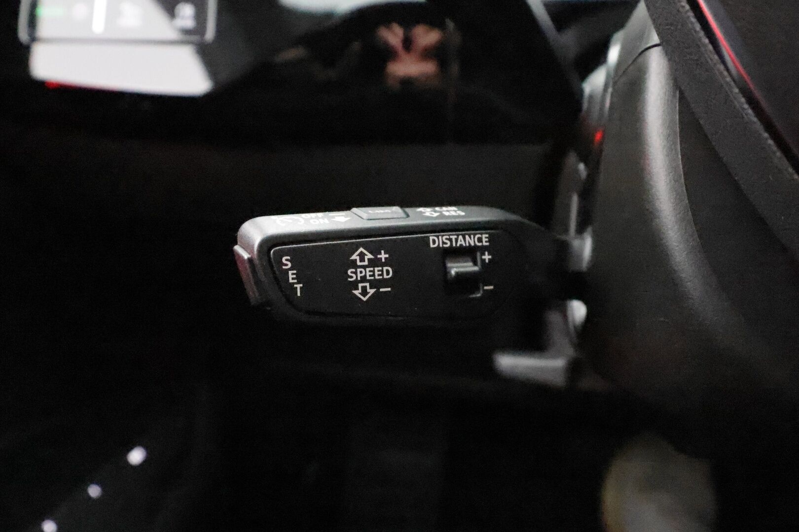 AUDI E-TRON 2023 55 Quattro 503hv * ACC / Akkukäyttöinen lisälämmitin / Koukku / Panorama / 360-kamera / Muistinahat / Matrix-LED / Keyless * - Koti & Kauppalaturi