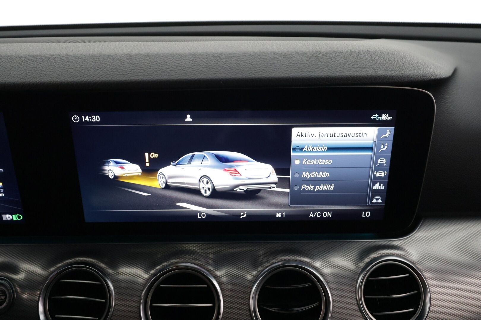 MERCEDES-BENZ E 2019 220 d 4MATIC AMG 9G-Tronic * Distronic+ / Webasto / Koukku / Multibeam-LED / 360-Kamera / Muistipenkit / Apple&Android * - Kahdet Renkaat - HULLUT AVAJAISHULINAT KORKOTARJOUS 3,29 %