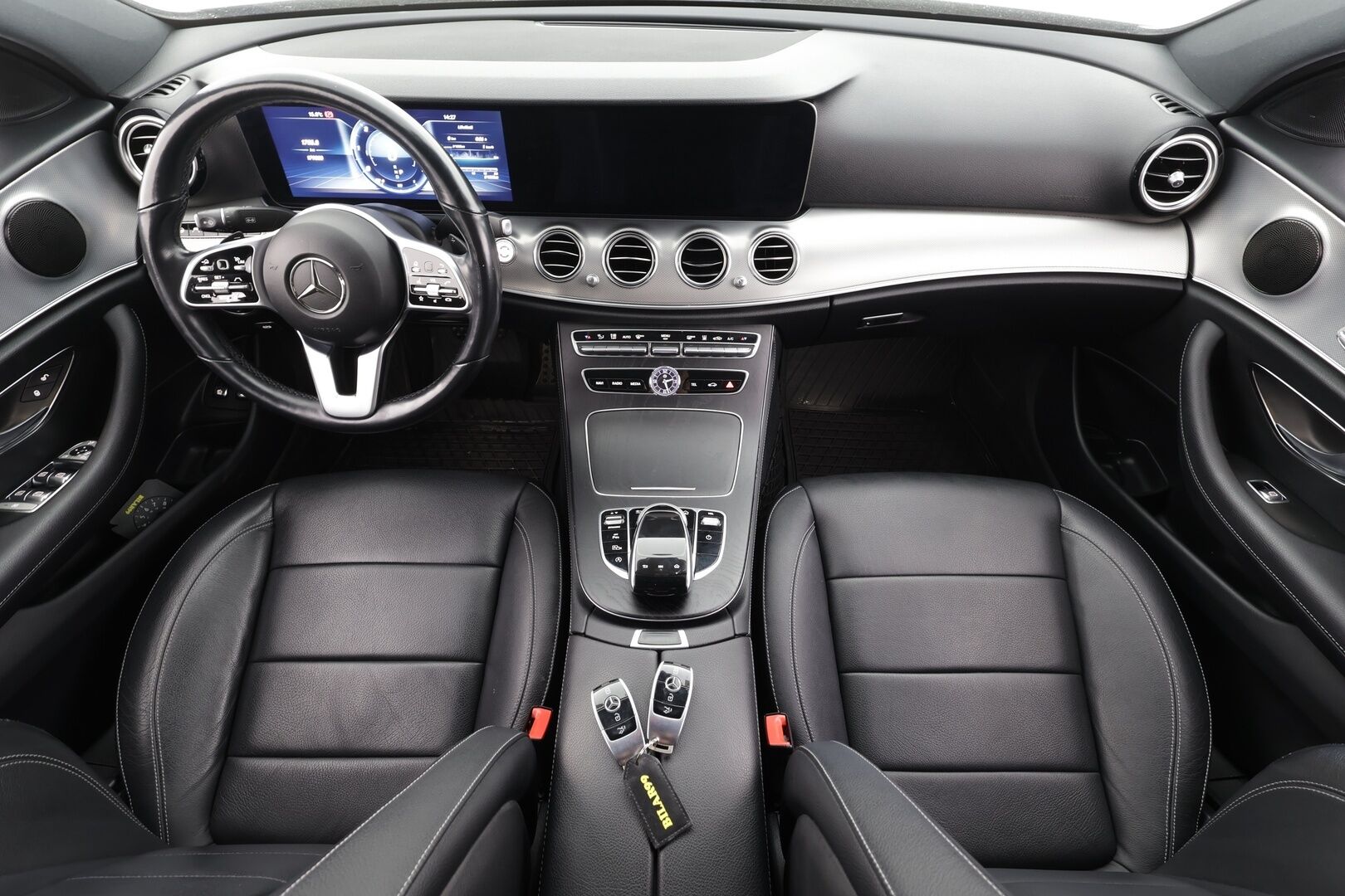 MERCEDES-BENZ E 2019 220 d 4MATIC AMG 9G-Tronic - Distronic+ | Webasto | Koukku | Multibeam-LED | 360-Kamera | Muistipenkit | Apple&Android 