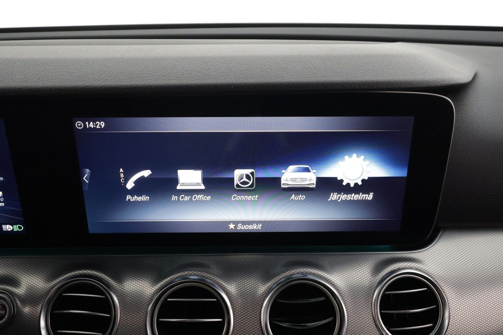 MERCEDES-BENZ E 2019 220 d 4MATIC AMG 9G-Tronic * Distronic+ / Webasto / Koukku / Multibeam-LED / 360-Kamera / Muistipenkit / Apple&Android * - Kahdet Renkaat - HULLUT AVAJAISHULINAT KORKOTARJOUS 3,29 %