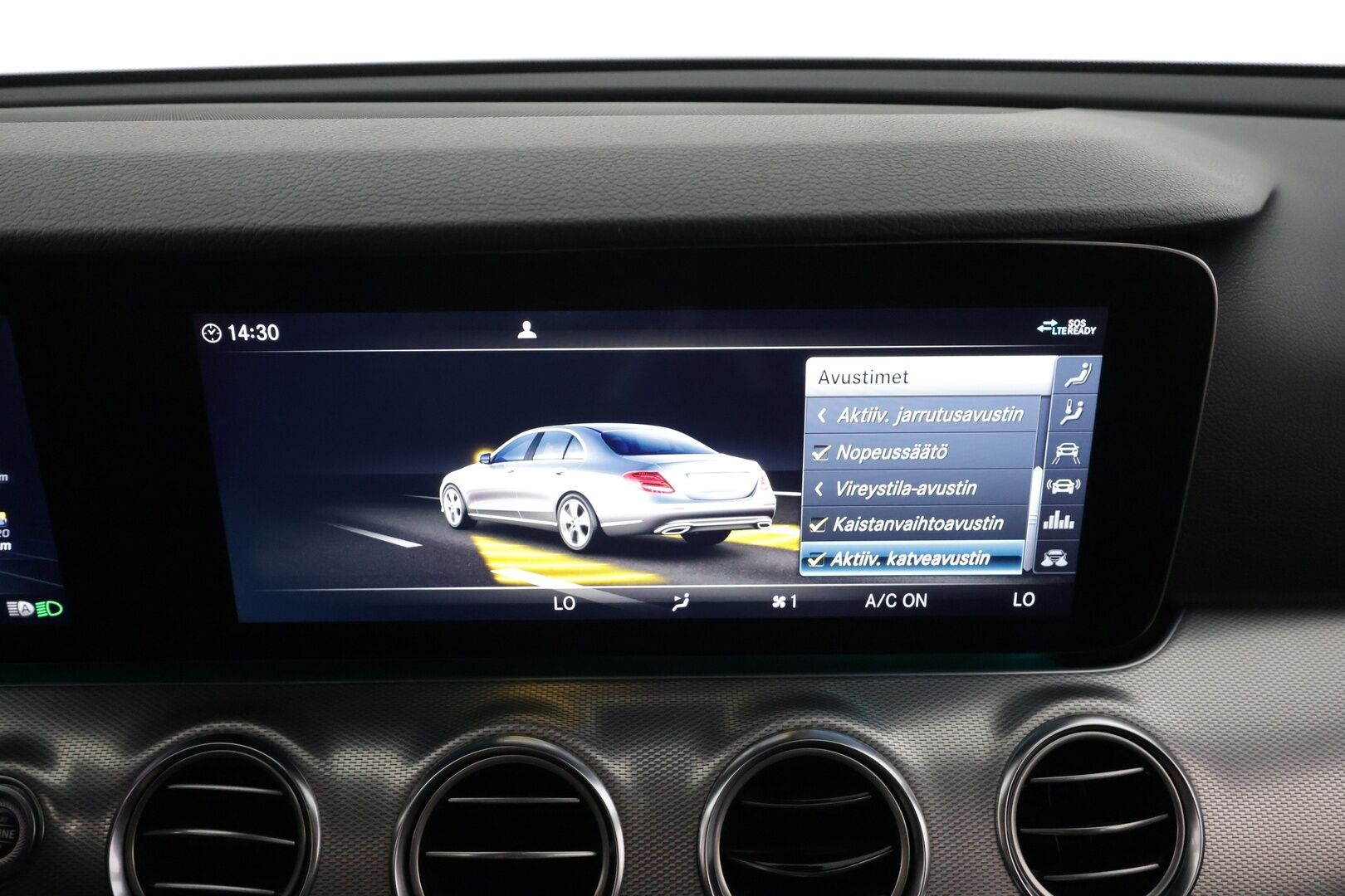 MERCEDES-BENZ E 2019 220 d 4MATIC AMG 9G-Tronic * Distronic+ / Webasto / Koukku / Multibeam-LED / 360-Kamera / Muistipenkit / Apple&Android * - Kahdet Renkaat - HULLUT AVAJAISHULINAT KORKOTARJOUS 3,29 %