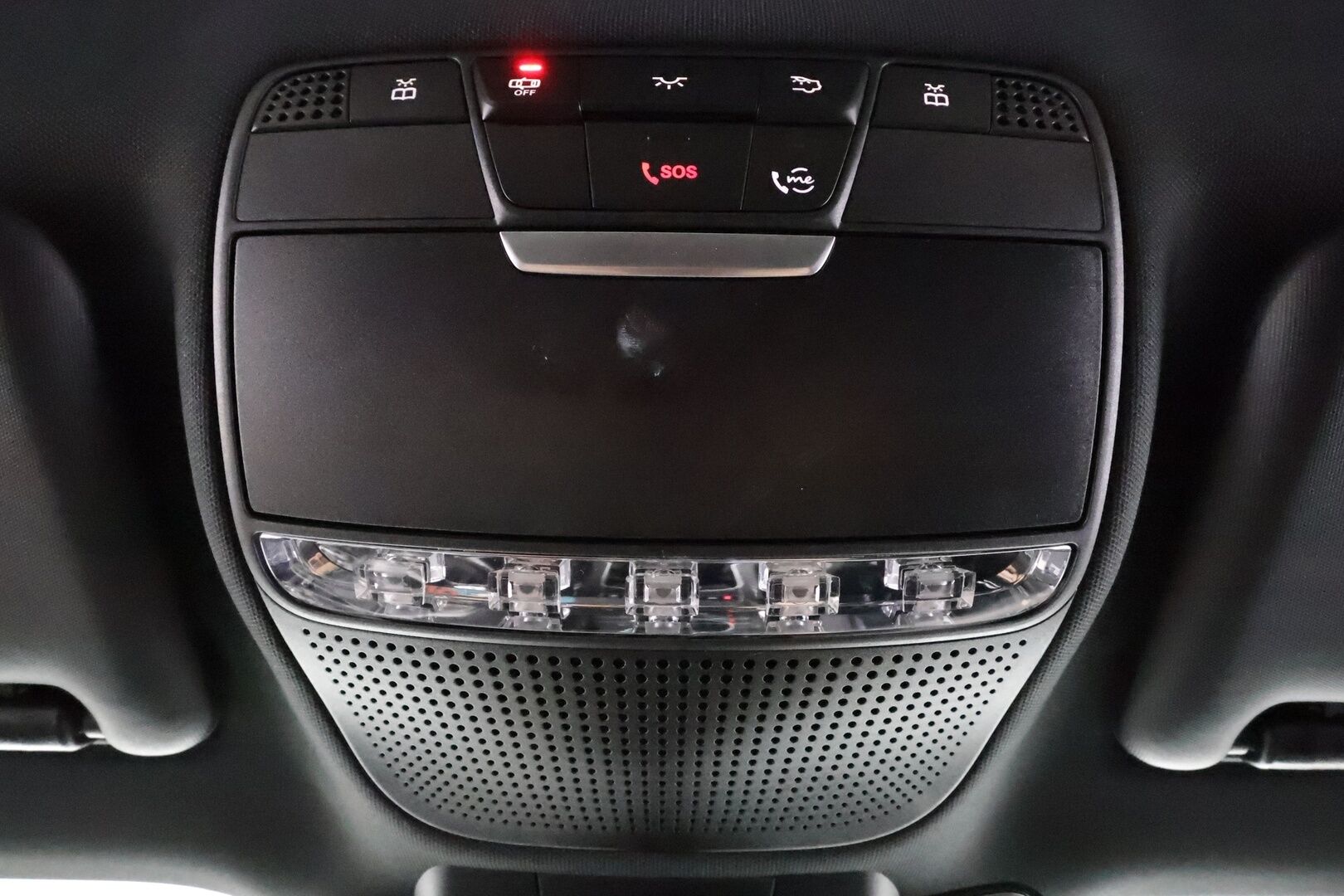 MERCEDES-BENZ E 2019 220 d 4MATIC AMG 9G-Tronic * Distronic+ / Webasto / Koukku / Multibeam-LED / 360-Kamera / Muistipenkit / Apple&Android * - Kahdet Renkaat - HULLUT AVAJAISHULINAT KORKOTARJOUS 3,29 %