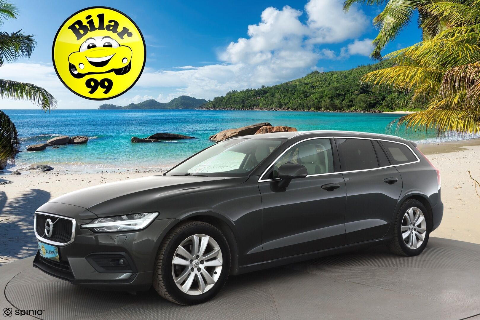 Volvo V60 2019 D3 AWD Momentum aut. * ACC / Koukku / Webasto / P.kamera / Full LED / Navi / Keyless / Puolinahat * - Kahdet renkaat aluvanteilla