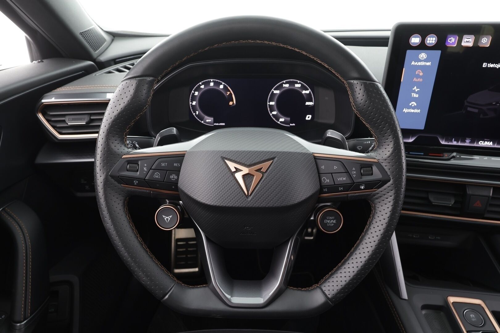 CUPRA FORMENTOR 2025 1.5 eTSI 110 kW MHEV DSG - | ACC | ALV | Facelift | P.kamera | LED | Ambiente | Keylessgo | Apple&Android | Merkkihuollettu | Ratinlämmitin | Kahdet Renkaat |