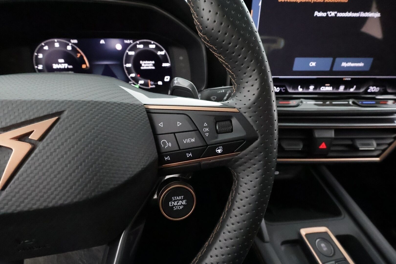 CUPRA FORMENTOR 2025 1.5 eTSI 110 kW MHEV DSG - | ACC | ALV | Facelift | P.kamera | LED | Ambiente | Keylessgo | Apple&Android | Merkkihuollettu | Ratinlämmitin | Kahdet Renkaat |