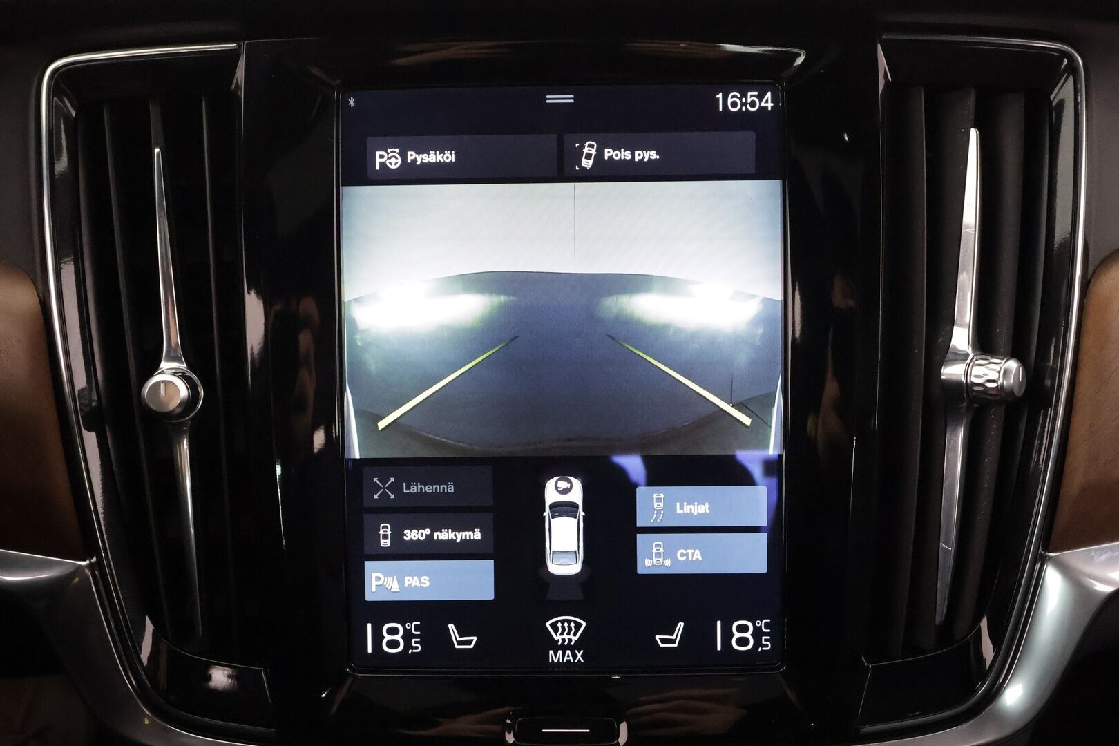 Volvo S90 2017 D5 AWD Inscription aut. * ACC / B&W / HUD / 360° / Webasto / Kattoluukku / Styling Kit / Muistinahat / Full LED / BLIS * - Ilman AD-Blue järjestelmää / Kahdet renkaat aluvanteilla / Supervarusteet - HULLUT AVAJAISHULINAT KORKOTARJOUS 3,29 %