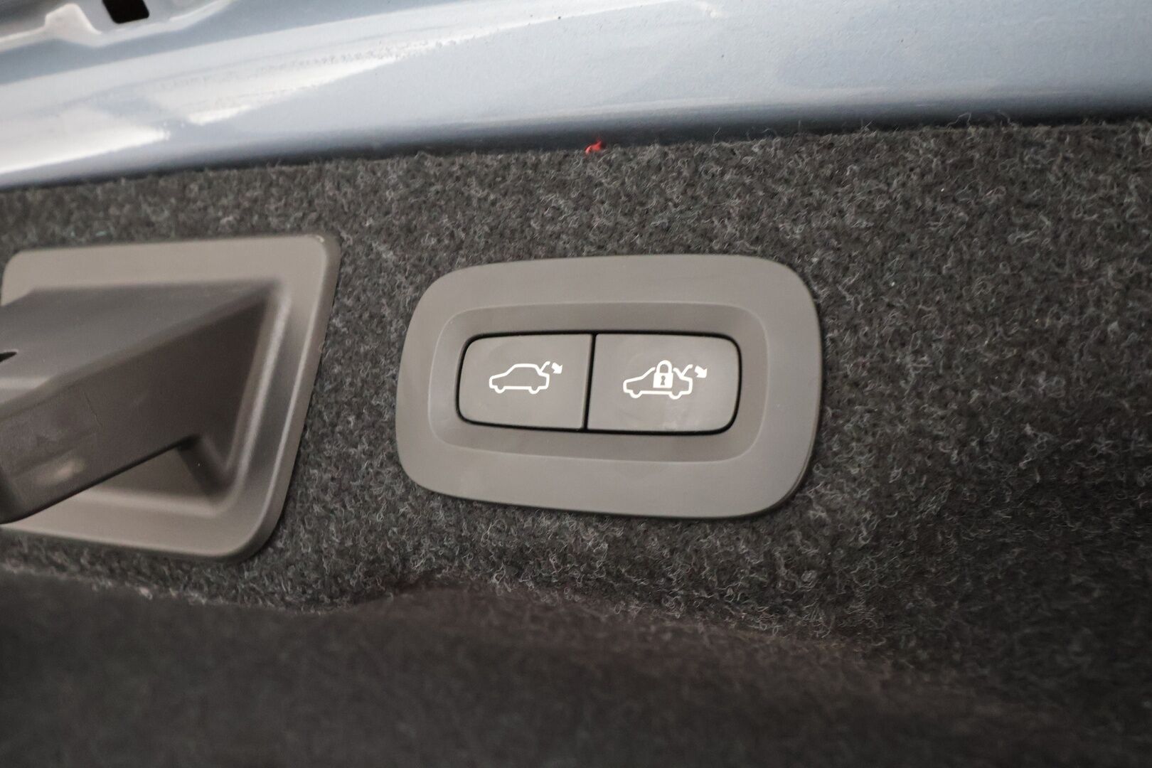 Volvo S90 2017 D5 AWD Inscription aut. * ACC / B&W / HUD / 360° / Webasto / Kattoluukku / Styling Kit / Muistinahat / Full LED / BLIS * - Ilman AD-Blue järjestelmää / Kahdet renkaat aluvanteilla / Supervarusteet - HULLUT AVAJAISHULINAT KORKOTARJOUS 3,29 %