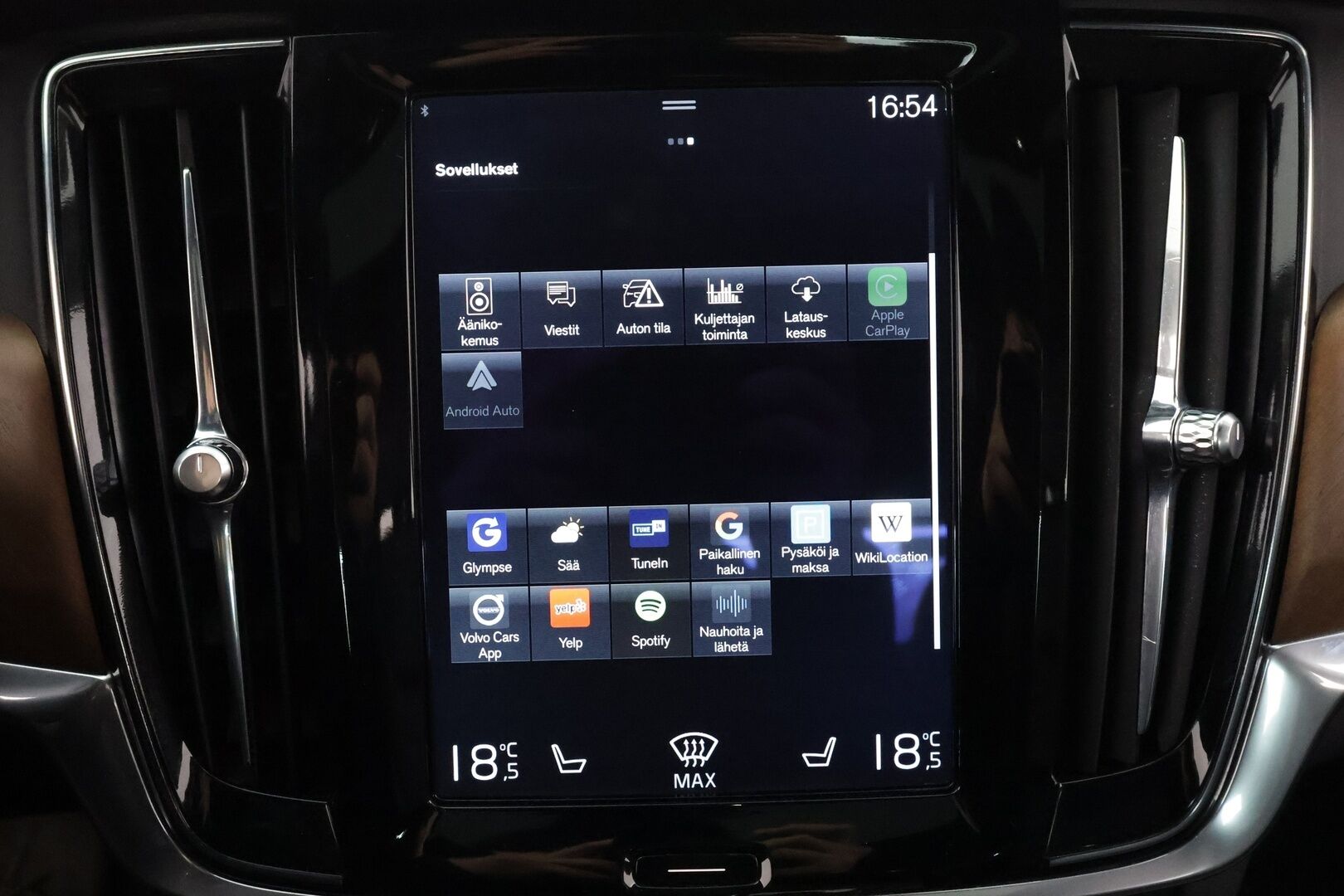 Volvo S90 2017 D5 AWD Inscription aut. * ACC / B&W / HUD / 360° / Webasto / Kattoluukku / Styling Kit / Muistinahat / Full LED / BLIS * - Ilman AD-Blue järjestelmää / Kahdet renkaat aluvanteilla / Supervarusteet - HULLUT AVAJAISHULINAT KORKOTARJOUS 3,29 %