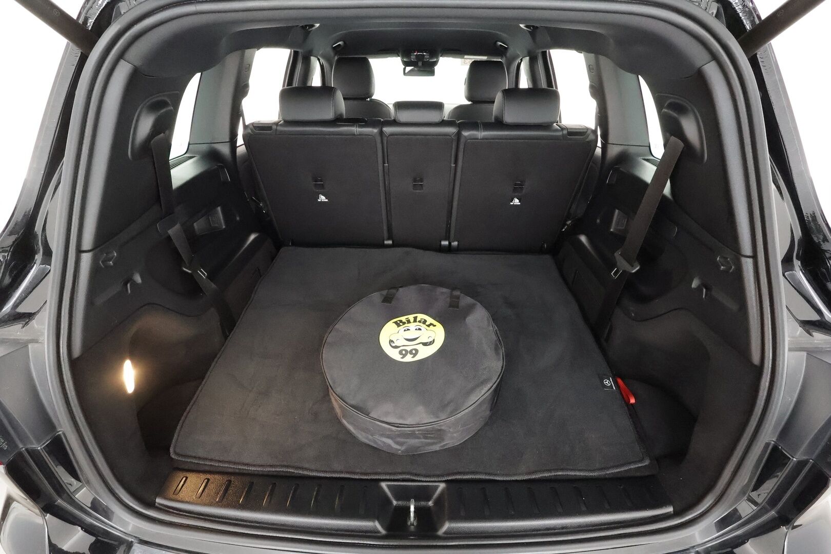 MERCEDES-BENZ EQB 2023 300 4MATIC Business 7-P * Distronic+ / Akkukäyttöinen lisälämmitin / Widescreen / 360-Kamera / High performance LED * - Kahdet Renkaat / Koti & Kauppalaturi