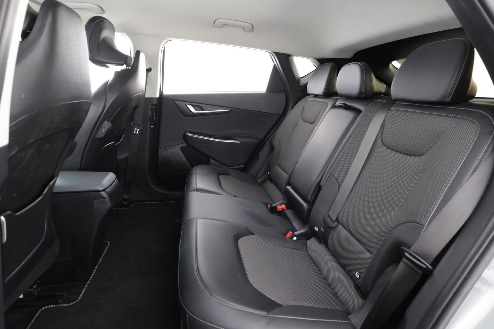 KIA EV6 2022 RWD 58 kWh 170 hv * ACC / ILP / Puolinahat / P.kamera / LED / Navi / Keyless / Ratinlämmitin * - Akku kuntotarkastettu SOH 95,9%