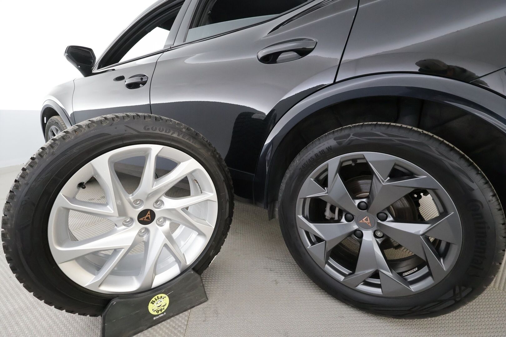 CUPRA FORMENTOR 2025 1.5 eTSI 110 kW MHEV DSG - | ACC | P.Kamera | LED | Puolinahat | Keyless | Apple&Android |