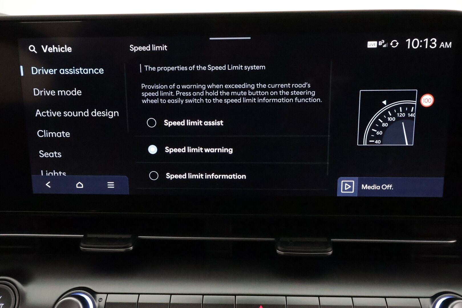 HYUNDAI KONA 2024 65 kWh 217 hv Premium **Adapt.vakkari / Lämpöpumppu / Bose / 360.kamera / HUD / Lasikattoluukku / KeylessGo** - 3,99 % KORKOTARJOUS TÄHÄN AUTOON - Akku kuntotarkastettu 
