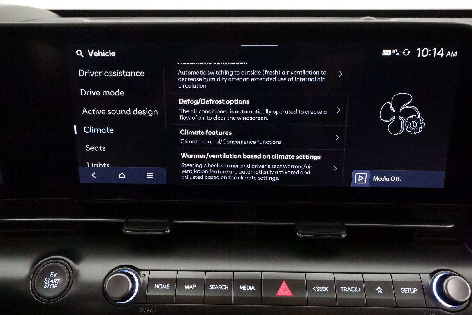 HYUNDAI KONA 2024 65 kWh 217 hv Premium **Adapt.vakkari / Lämpöpumppu / Bose / 360.kamera / HUD / Lasikattoluukku / KeylessGo** - 3,99 % KORKOTARJOUS TÄHÄN AUTOON - Akku kuntotarkastettu 