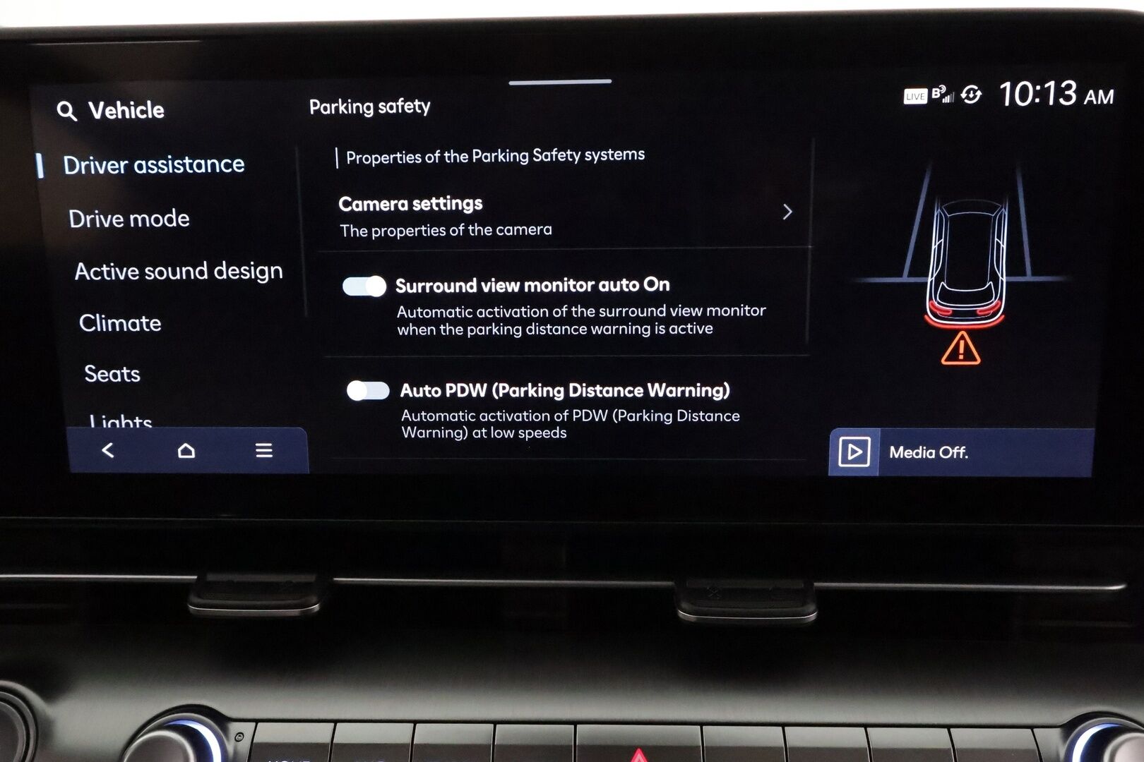 HYUNDAI KONA 2024 65 kWh 217 hv Premium **Adapt.vakkari / Lämpöpumppu / Bose / 360.kamera / HUD / Lasikattoluukku / KeylessGo** - 3,99 % KORKOTARJOUS TÄHÄN AUTOON - Akku kuntotarkastettu 