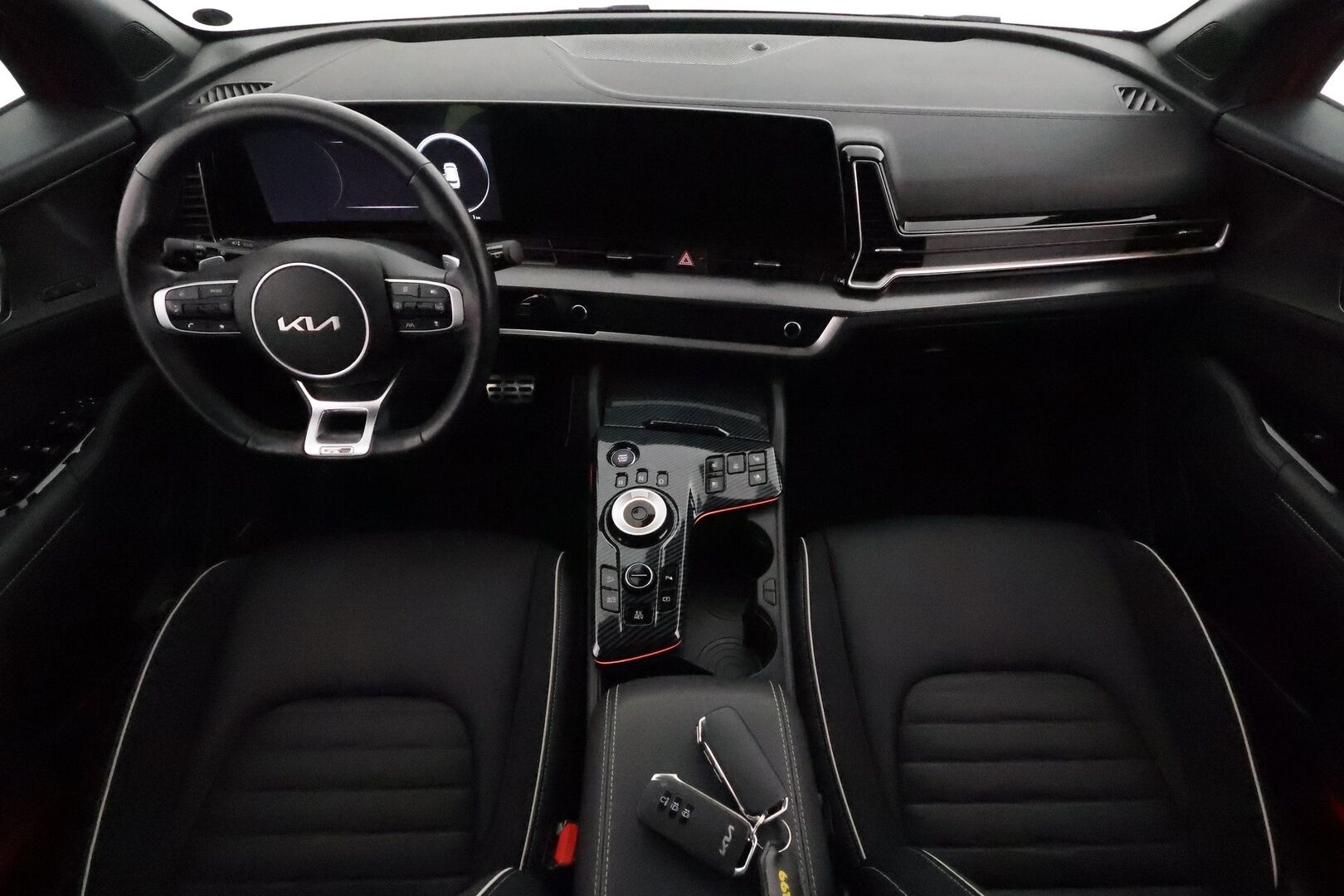KIA SPORTAGE 2023 1,6 T-GDI AWD Plug-in Hybrid GT-Line AT **Adapt.vakkari / H&K / 360.kamera / Ilmastoidut etuistuimet / Muistipenkki** - 3,99 % KORKOTARJOUS TÄHÄN AUTOON - Merkkihuollettu / Ratinlämmitin / Koukku / LED / Nahka-alcantara / Penkinlämmittimet takana