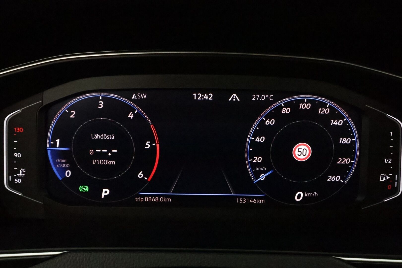VOLKSWAGEN PASSAT 2021 Variant Alltrack 2,0 TDI SCR 147 kW 4MOTION DSG **Webasto / Koukku / Adapt.Vakkari / Matrix-LED / P.kamera / Navi** - Digimittari / Merkkihuollettu / Kahdet Renkaat