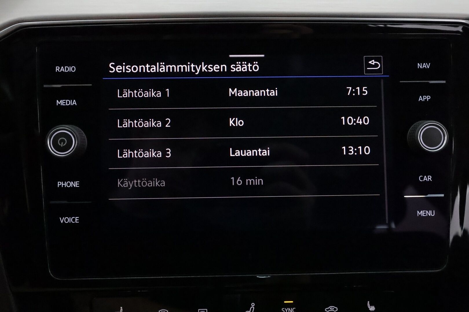VOLKSWAGEN PASSAT 2021 Variant Alltrack 2,0 TDI SCR 147 kW 4MOTION DSG **Webasto / Koukku / Adapt.Vakkari / Matrix-LED / P.kamera / Navi** - Digimittari / Merkkihuollettu / Kahdet Renkaat