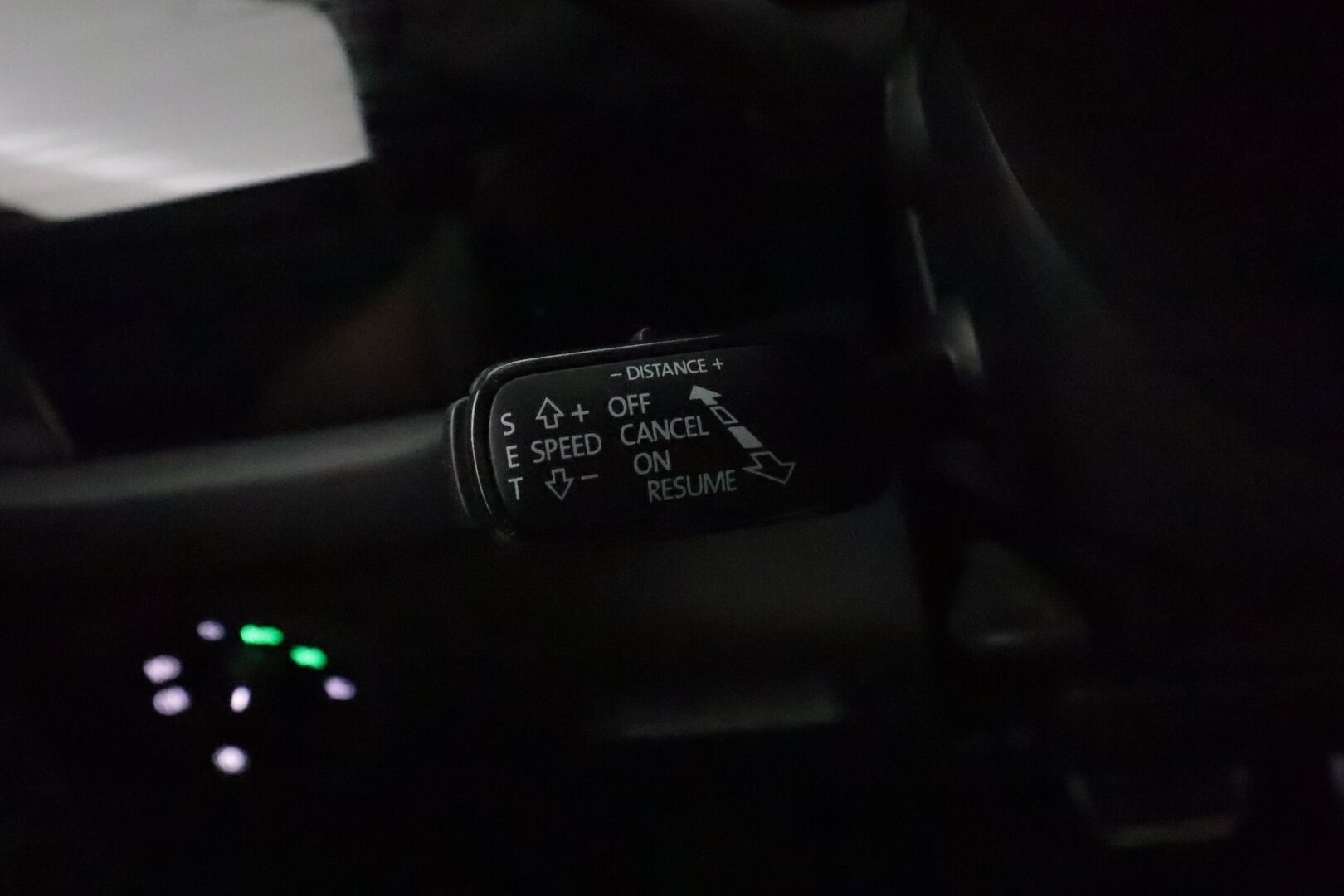 SKODA KODIAQ 2019 2,0 TSI 4x4 Scout DSG Autom. 7-Paikkainen - 3,99 % KORKOTARJOUS TÄHÄN AUTOON - 7-P / Webasto / Adapt.Vakkari / Canton Premium Sound / Vetokoukku / Peruutuskamera / Nahka-Alcantara / Supervarusteet / Juuri tullut Tampereelle!