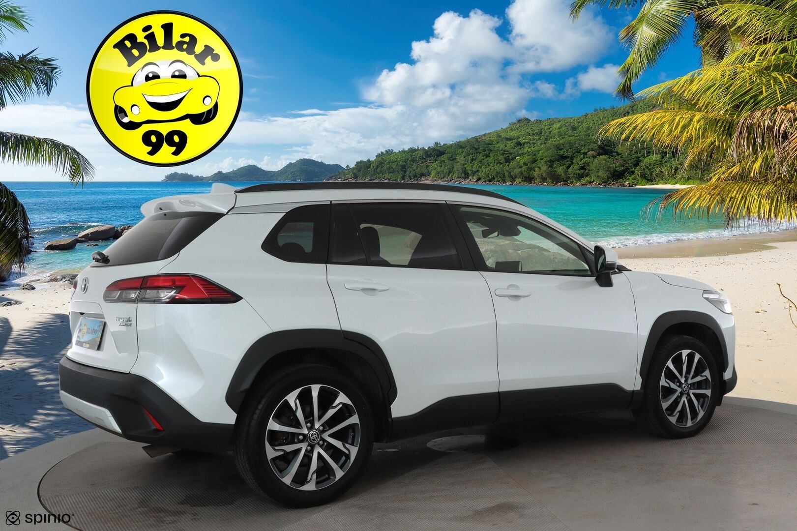 TOYOTA COROLLA CROSS 2022 2.0 Hybrid AWD-i Launch Edition ** Adapt.vakkari / P.kamera / Navi / Digimittaristo / KeylessGo / LED / Ratinlämmitin** - 3,99 % KORKOTARJOUS TÄHÄN AUTOON 31.8. ASTI! - Kahdet renkaat aluvanteilla / Merkkihuollettu