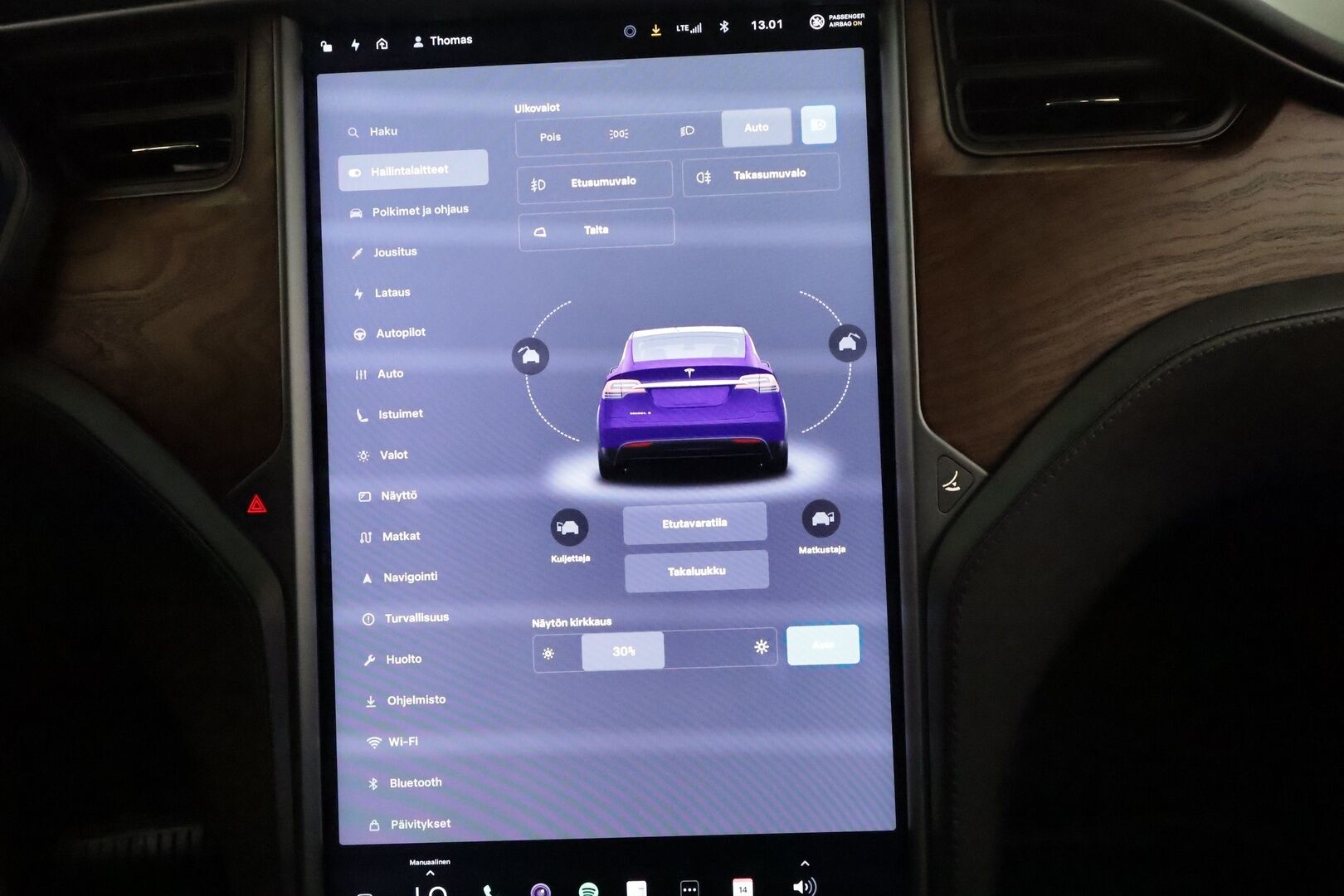 TESLA MODEL X 2020 Long Range AWD 6-Paik **Koukku / Ilma-alusta / Adapt.Vakkari / LED-valot / P.kamera / Premium Audio / Navi / Keyless** - 3,99 % KORKOTARJOUS TÄHÄN AUTOON - 2x Latauskaapelit / Kahdet Renkaat