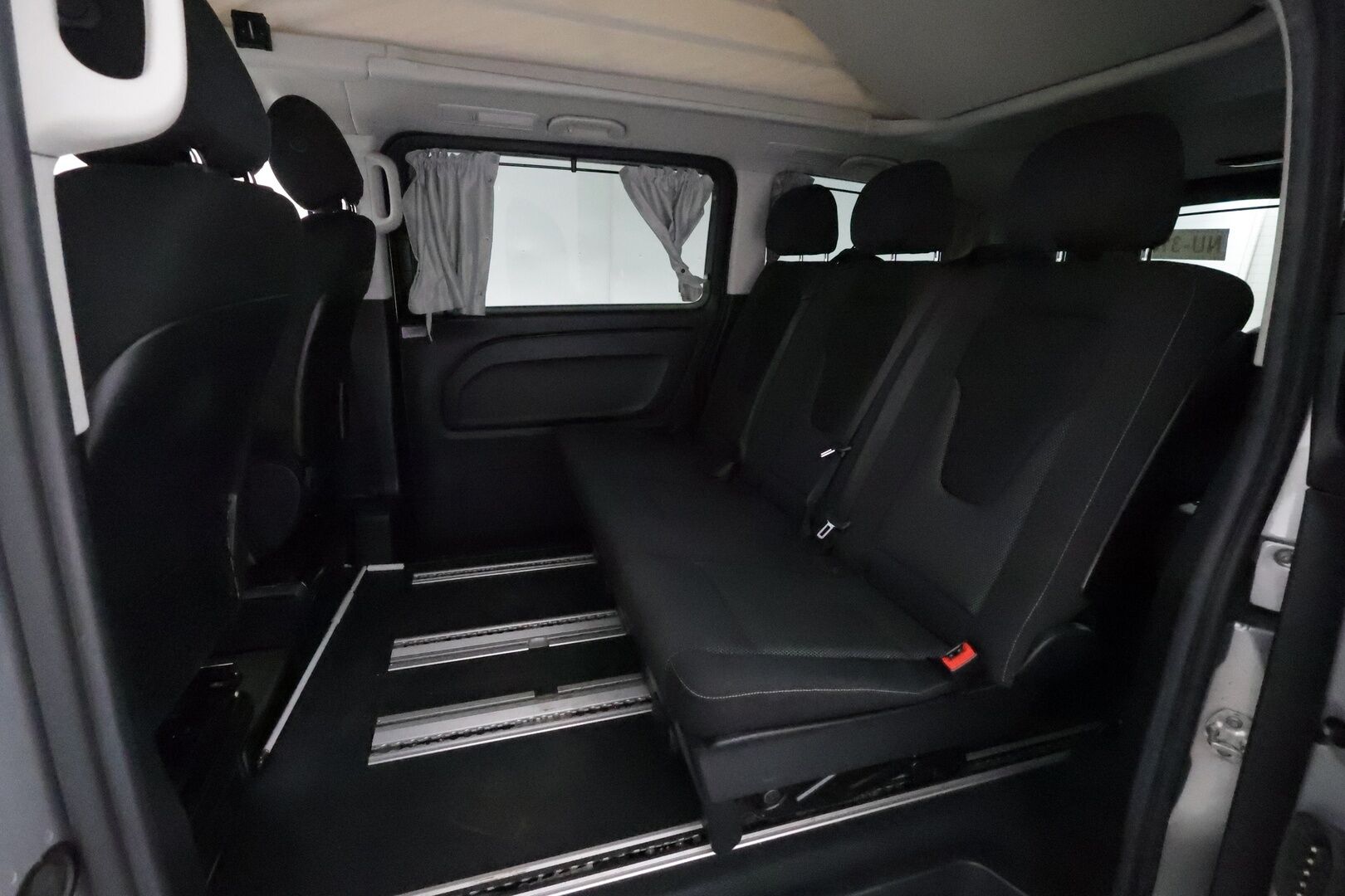 MERCEDES-BENZ V 2019 250 CDi 4Matic Marco Polo 6-paik **Vakkari / ILS LED / Pop-Up Roof / P.kamera / Navi / Bluetooth / Koukku / Lisäkatos** - Seikkailijan unelma / Merkkihuollettu