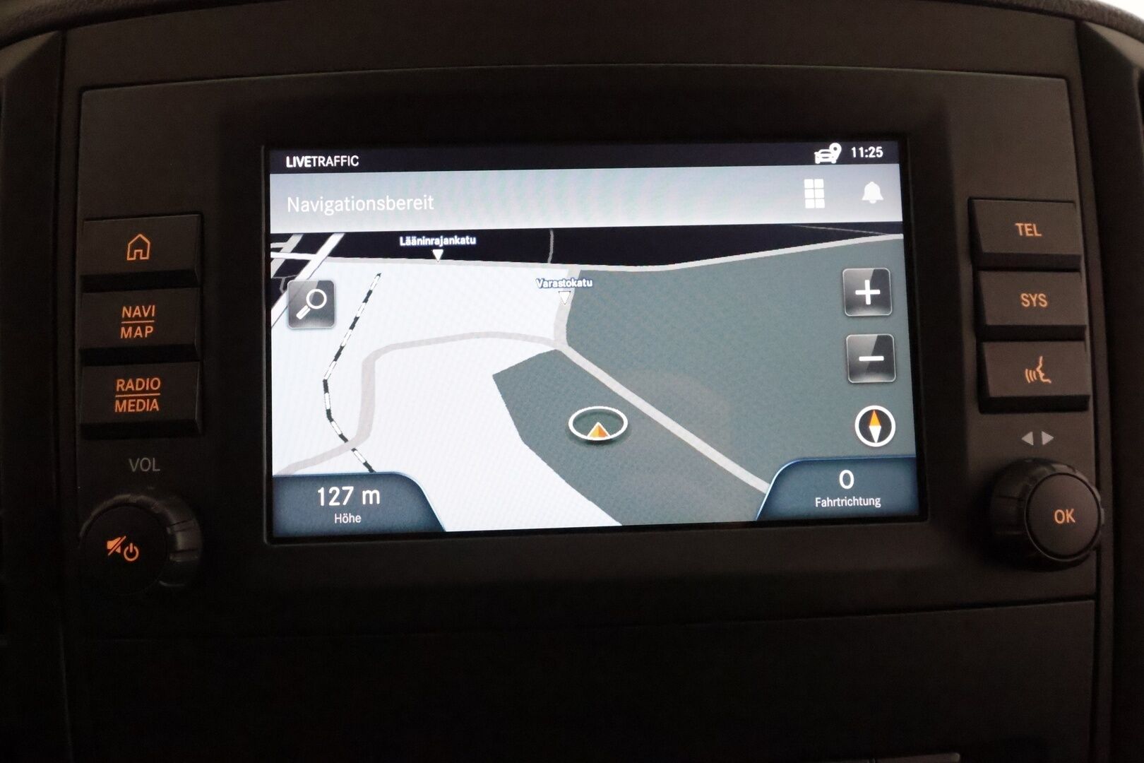 MERCEDES-BENZ eVITO 2024 129 Tourer Pro Extralang 5+1 invapaikka *P.Kamera / Vakkari / Kaistavahti / Navi / Apple&Android / Katveavustin*