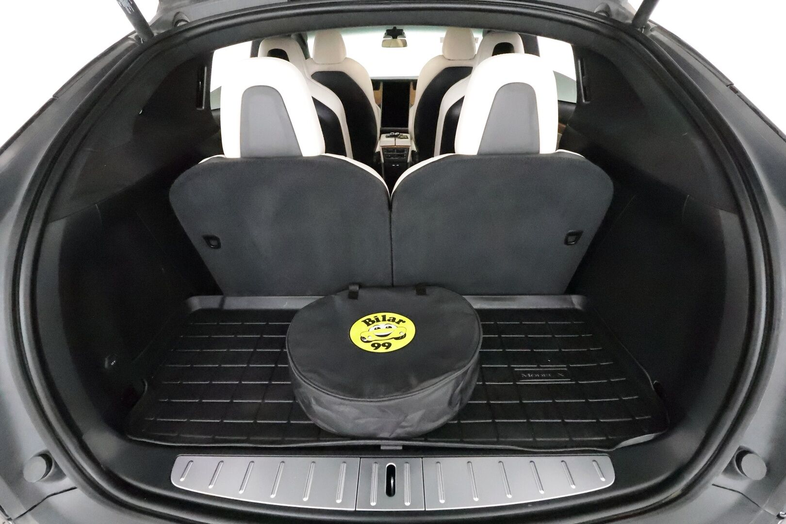 TESLA MODEL X 2020 Performance Ludicrous Dual Motor 6-Paik **Koukku / Adapt.Vakkari / LED-valot / P.kamera / Muistipenkki / Ilma-alusta** - 2,99 % KORKOTARJOUS TÄHÄN AUTOON - Kahdet Renkaat