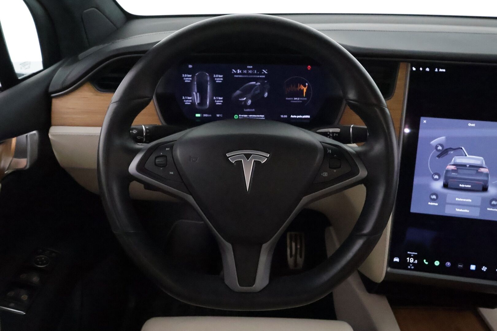 TESLA MODEL X 2020 Performance Ludicrous Dual Motor 6-Paik **Koukku / Adapt.Vakkari / LED-valot / P.kamera / Muistipenkki / Ilma-alusta** - 2,99 % KORKOTARJOUS TÄHÄN AUTOON - Kahdet Renkaat