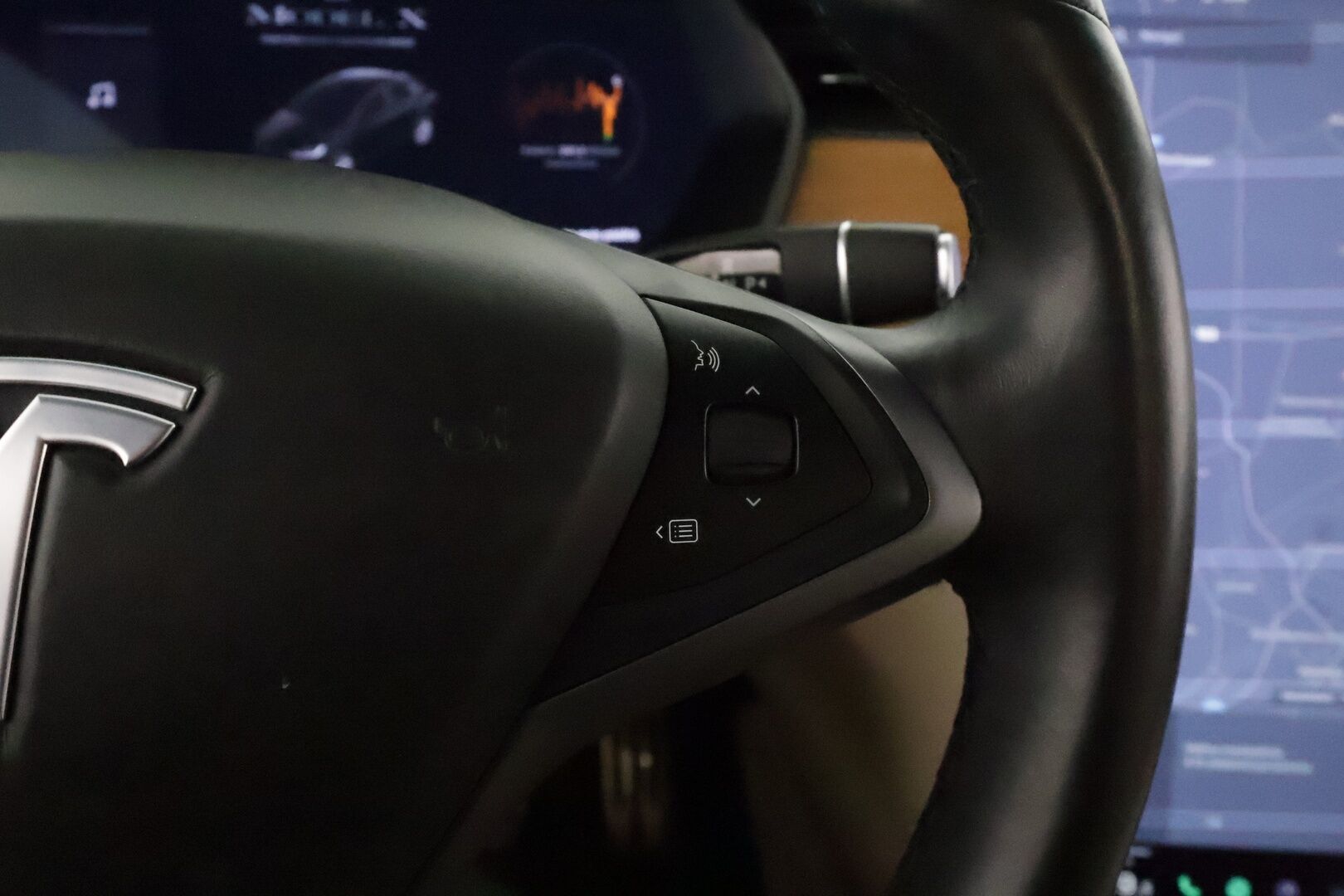 TESLA MODEL X 2020 Performance Ludicrous Dual Motor 6-Paik **Koukku / Adapt.Vakkari / LED-valot / P.kamera / Muistipenkki / Ilma-alusta** - 2,99 % KORKOTARJOUS TÄHÄN AUTOON - Kahdet Renkaat