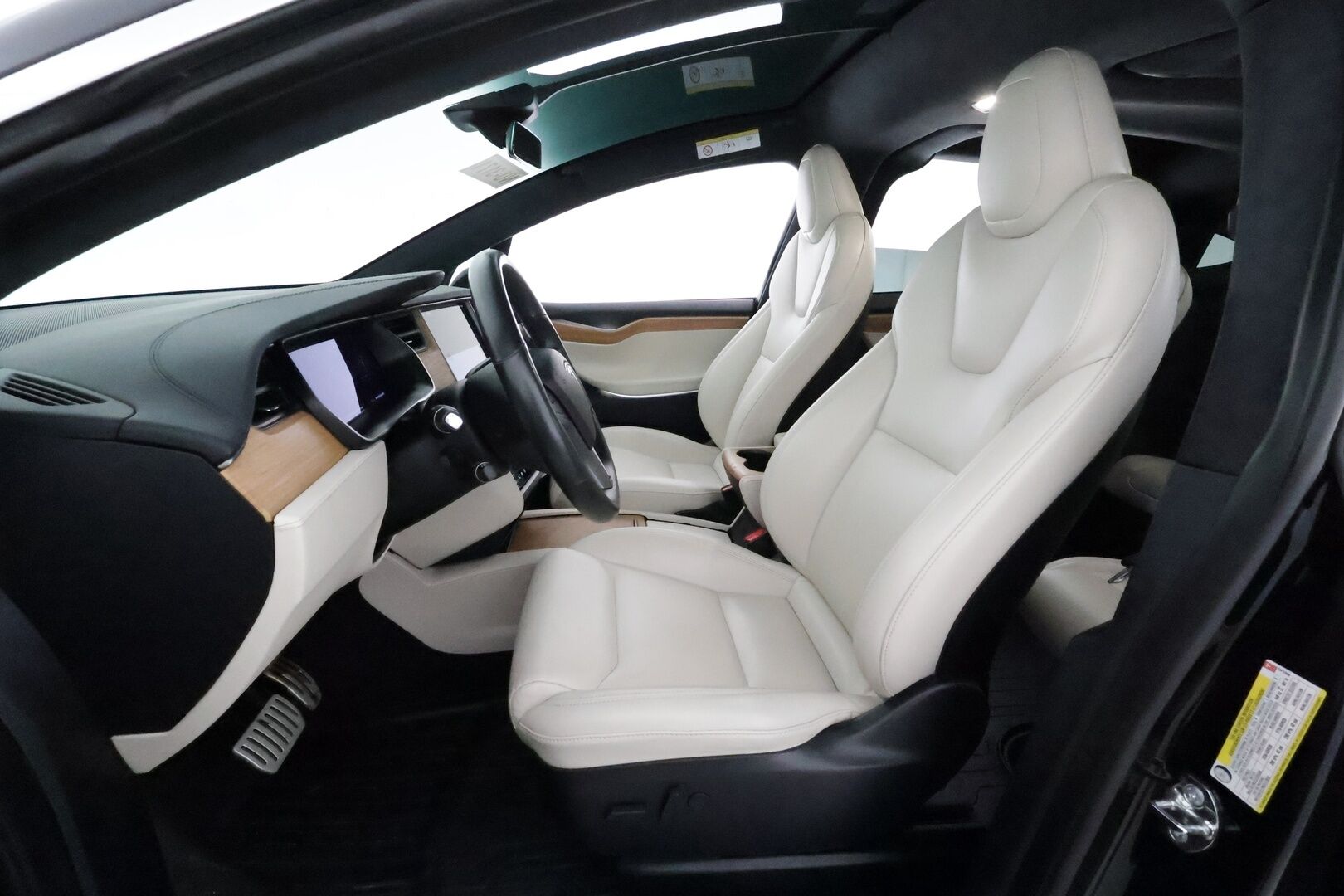 TESLA MODEL X 2020 Performance Ludicrous Dual Motor 6-Paik **Koukku / Adapt.Vakkari / LED-valot / P.kamera / Muistipenkki / Ilma-alusta** - 2,99 % KORKOTARJOUS TÄHÄN AUTOON - Kahdet Renkaat