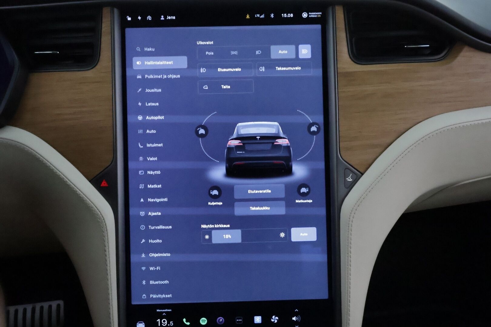 TESLA MODEL X 2020 Performance Ludicrous Dual Motor 6-Paik **Koukku / Adapt.Vakkari / LED-valot / P.kamera / Muistipenkki / Ilma-alusta** - 2,99 % KORKOTARJOUS TÄHÄN AUTOON - Kahdet Renkaat
