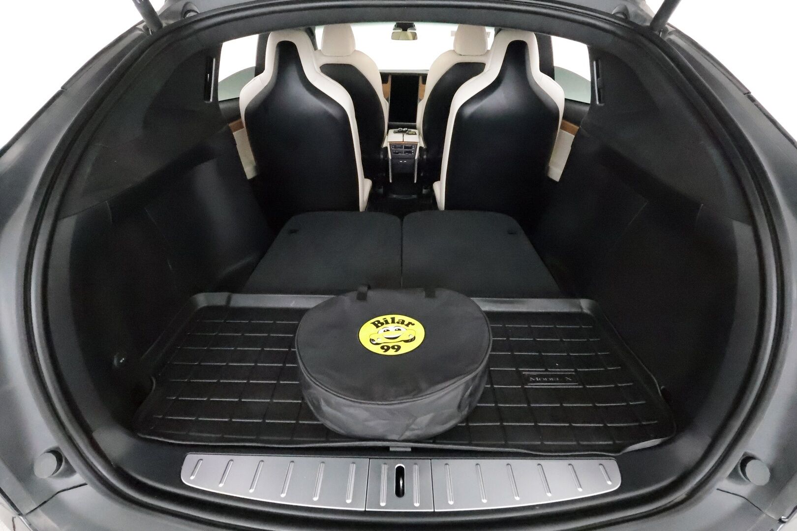 TESLA MODEL X 2020 Performance Ludicrous Dual Motor 6-Paik **Koukku / Adapt.Vakkari / LED-valot / P.kamera / Muistipenkki / Ilma-alusta** - 2,99 % KORKOTARJOUS TÄHÄN AUTOON - Kahdet Renkaat