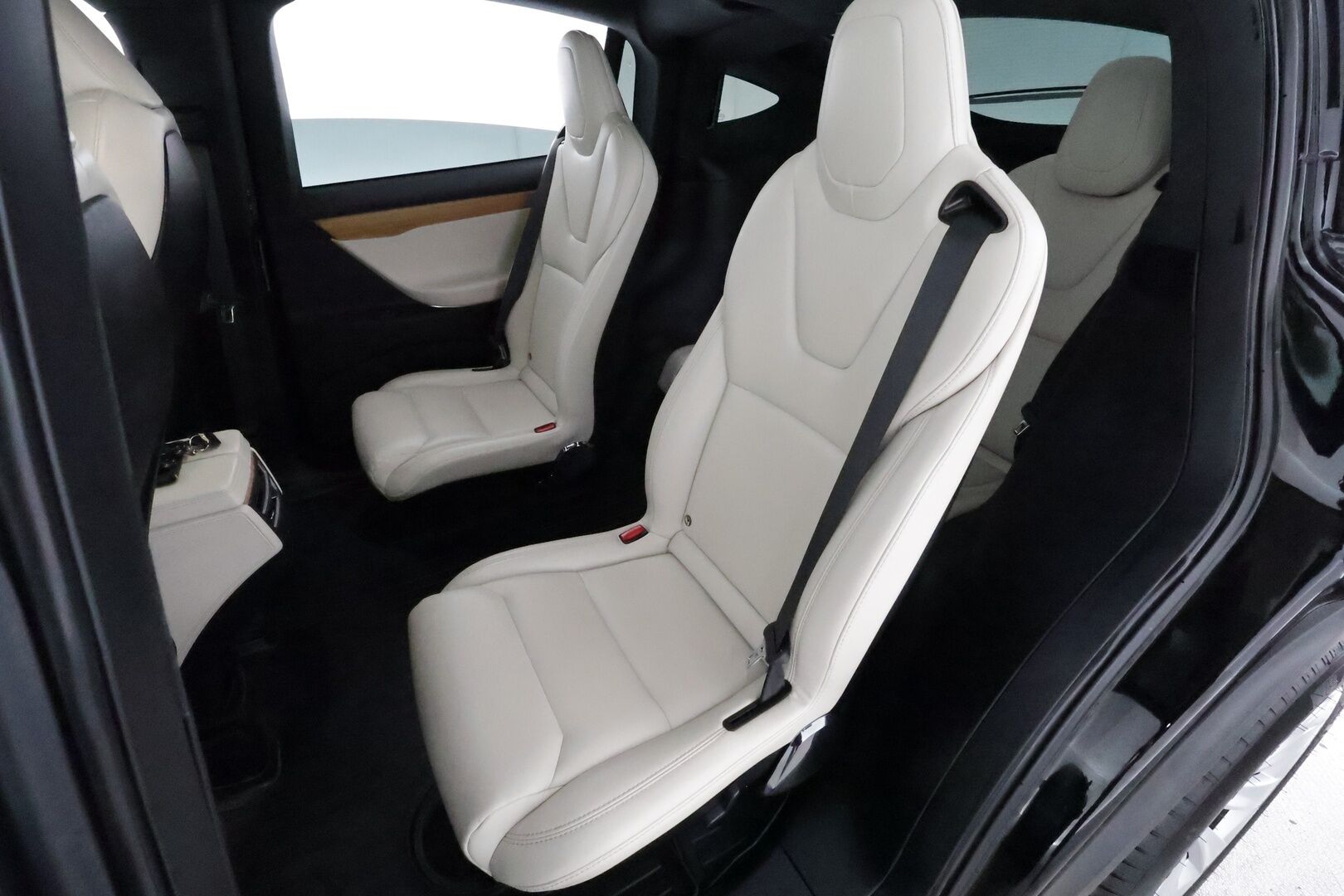TESLA MODEL X 2020 Performance Ludicrous Dual Motor 6-Paik **Koukku / Adapt.Vakkari / LED-valot / P.kamera / Muistipenkki / Ilma-alusta** - 2,99 % KORKOTARJOUS TÄHÄN AUTOON - Kahdet Renkaat