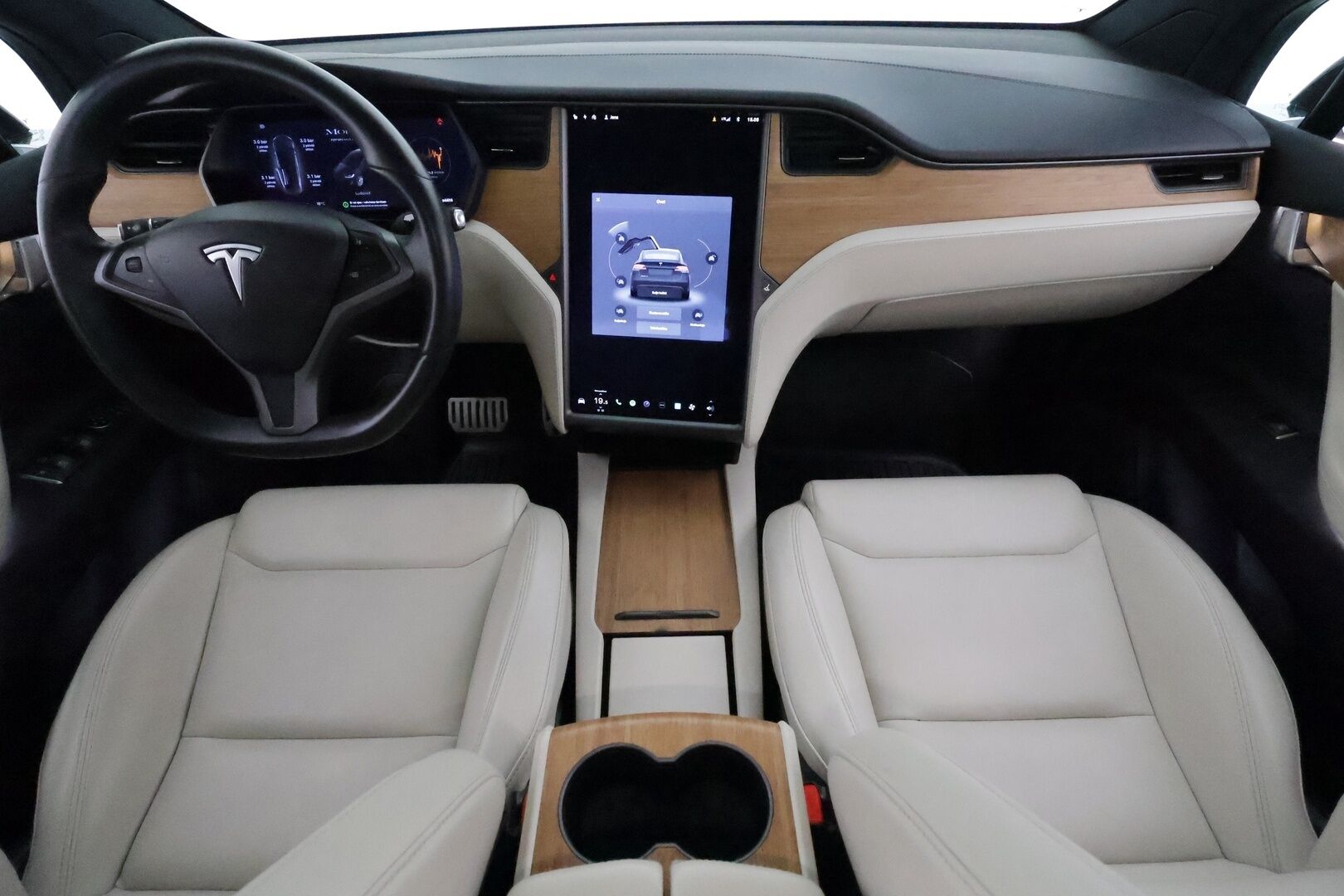 TESLA MODEL X 2020 Performance Ludicrous Dual Motor 6-Paik **Koukku / Adapt.Vakkari / LED-valot / P.kamera / Muistipenkki / Ilma-alusta** - 2,99 % KORKOTARJOUS TÄHÄN AUTOON - Kahdet Renkaat