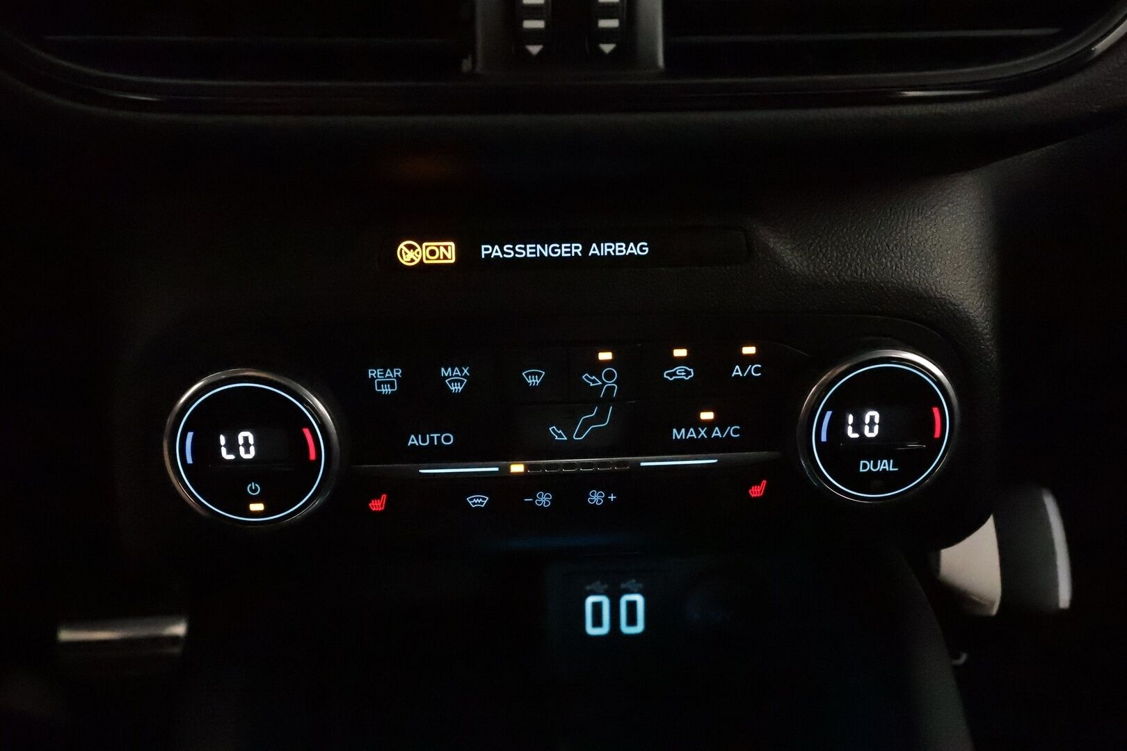 FORD KUGA 2021 2,5 Ladattava hybridi (PHEV) CVT FWD ST-Line **Adapt.Vakkari / LED-valot / P.kamera / Navi / Koukku / KeylessGO** - Kummatkin renkaat ajokuntoiset / Huollot ok / Siisti yksilö *