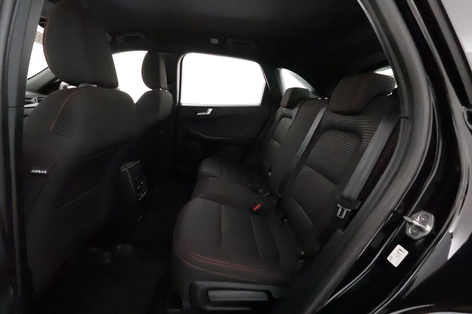 FORD KUGA 2021 2,5 Ladattava hybridi (PHEV) CVT FWD ST-Line **Adapt.Vakkari / LED-valot / P.kamera / Navi / Koukku / KeylessGO** - Kummatkin renkaat ajokuntoiset / Huollot ok / Siisti yksilö *