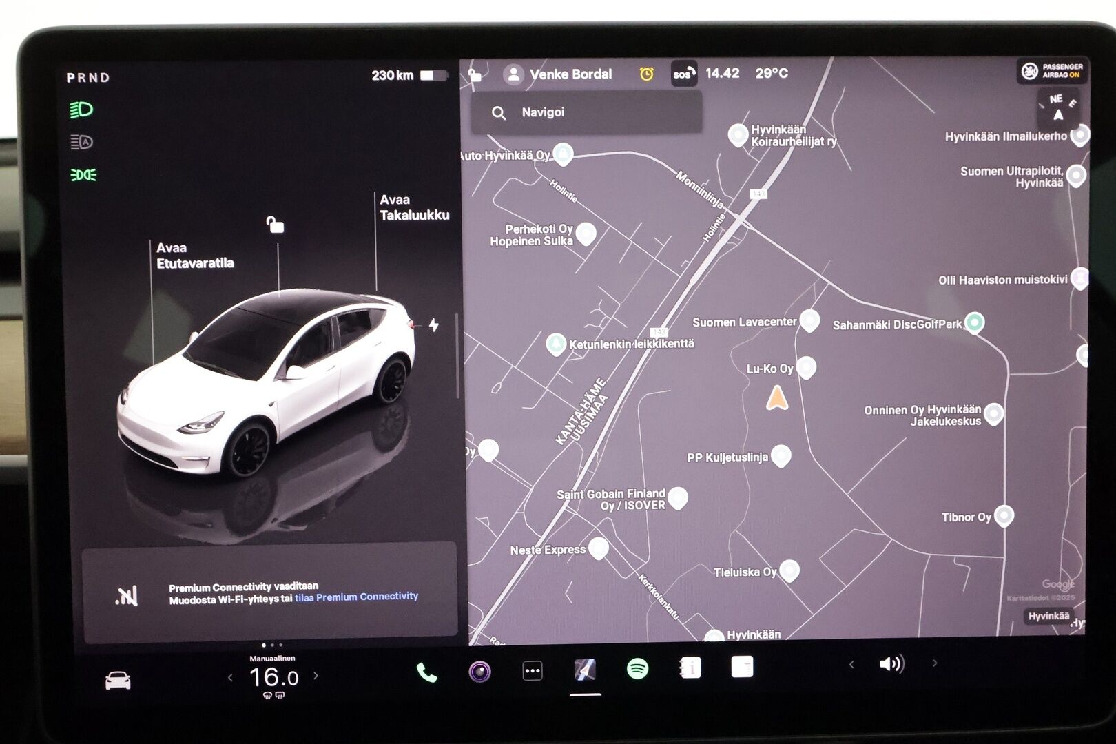 TESLA MODEL Y 2022 Performance AWD AMD Ryzen **Lasikatto / Lämpöpumppu / Adapt.Vakkari / Matrix-LED / P.Kamera / Muistipenkki / Navi** - 3,99 % KORKOTARJOUS TÄHÄN AUTOON - 2x Latauskaapelit / Kahdet Renkaat