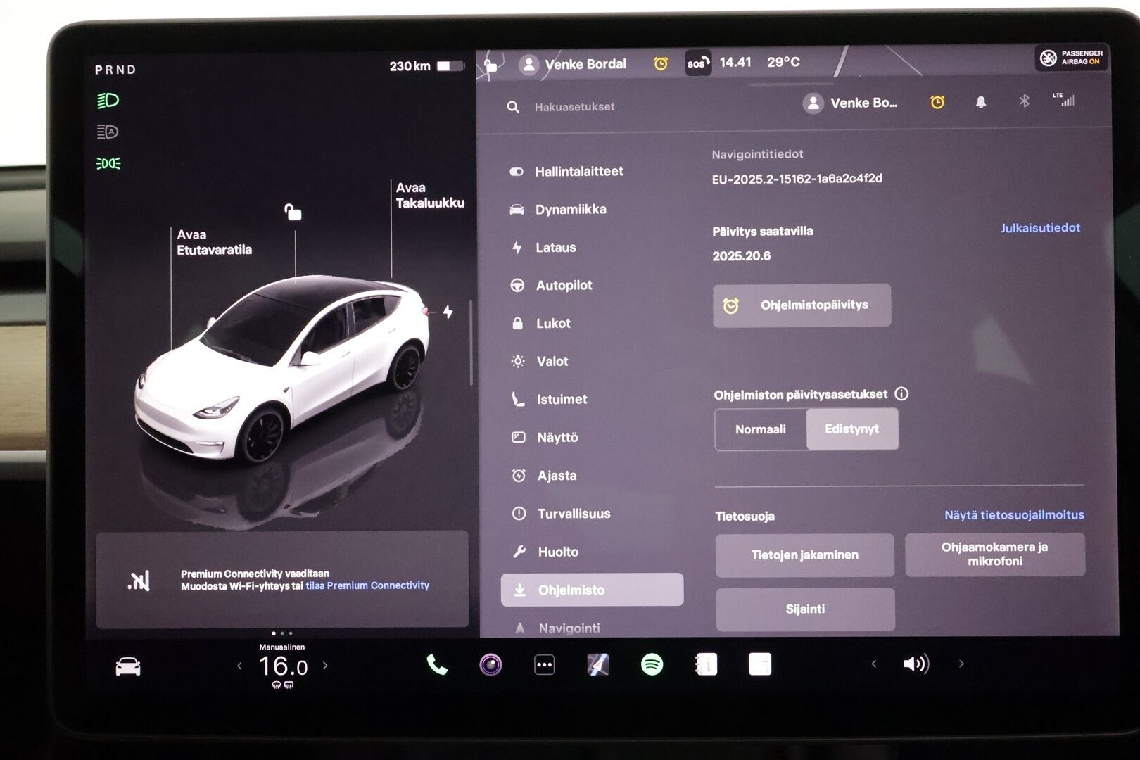 TESLA MODEL Y 2022 Performance AWD AMD Ryzen **Lasikatto / Lämpöpumppu / Adapt.Vakkari / Matrix-LED / P.Kamera / Muistipenkki / Navi** - 3,99 % KORKOTARJOUS TÄHÄN AUTOON - 2x Latauskaapelit / Kahdet Renkaat