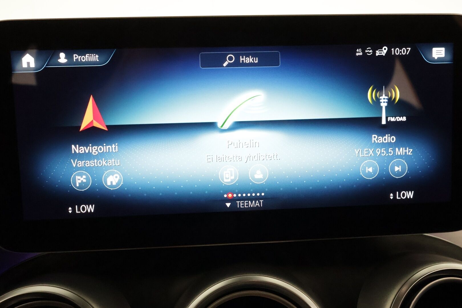 MERCEDES-BENZ GLC 2020 300 e 4MATIC A Business EQ Power **Panorama / Distronic+ / Multibeam / Koukku / P.kamera / Sporttipenkit / Navi** - Lisälämmitin / 2x Latauskaapelit / Kahdet Renkaat / KeylessGo