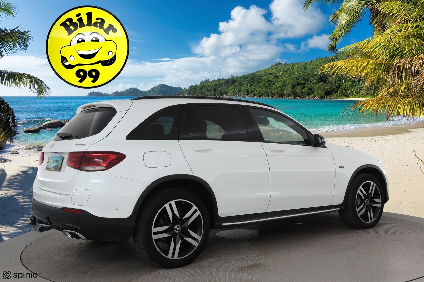 MERCEDES-BENZ GLC 2020 300 e 4MATIC A Business EQ Power **Panorama / Adapt.Vakkari / Multibeam / Koukku / P.kamera / Sporttipenkit / Navi** - 3,99 % KORKOTARJOUS TÄHÄN AUTOON - 2x Latauskaapelit / Kahdet Renkaat