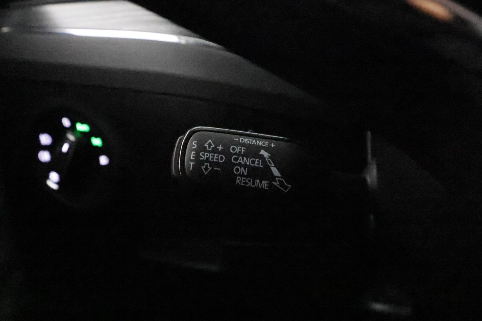 SKODA SUPERB 2023 Combi 1.4 TSI PHEV Style iV DSG **Webasto / Koukku / Adapt.Vakkari / Matrix-LED / P.kamera / Muistipenkki / Navi** - 2x Latauskaapelit