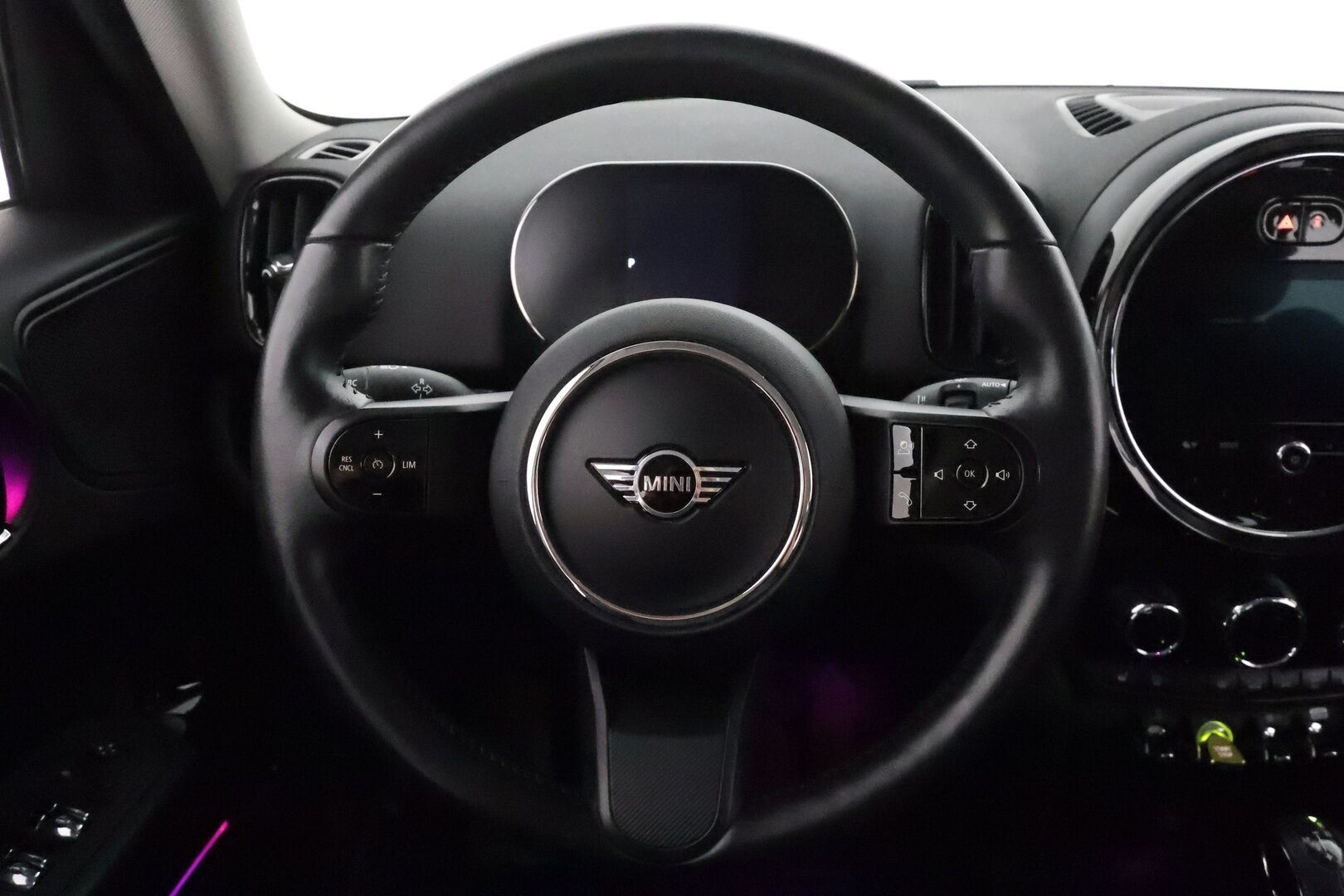 MINI COUNTRYMAN 2022 Cooper SE ALL4 **LED-valot / P.Kamera / Sporttinahat / Navi / Digimittaristo / Keyless** - Kahdet Renkaat