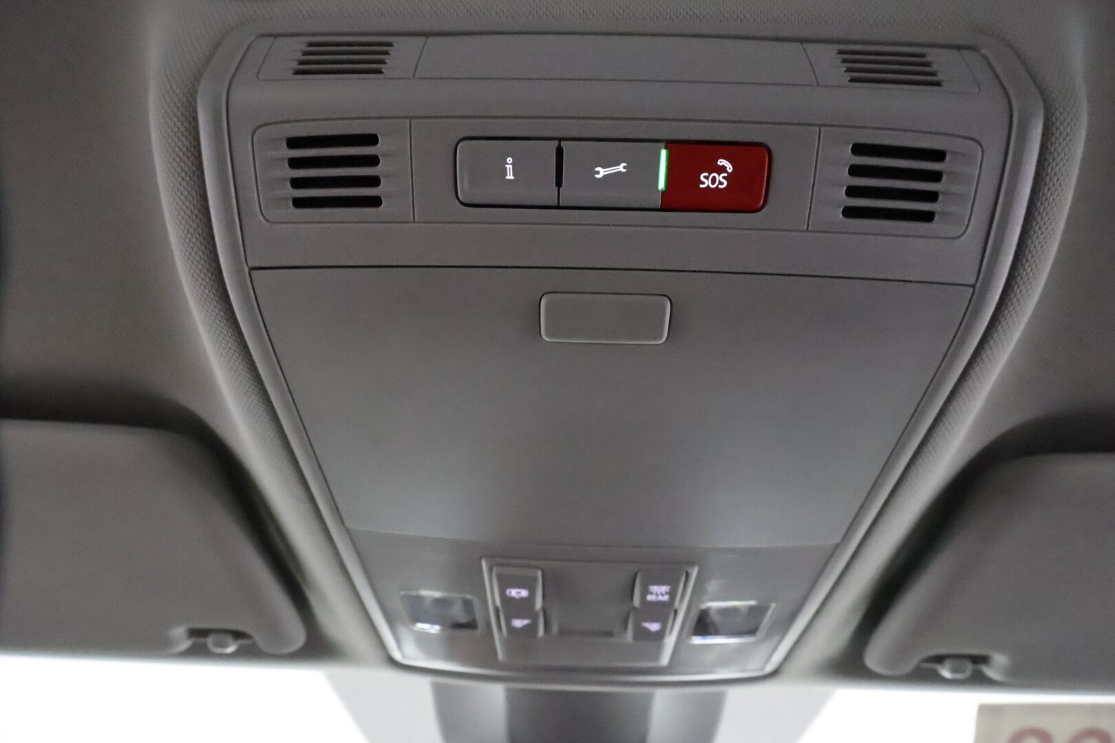 SKODA SUPERB 2023 Combi 1.4 TSI PHEV Style iV DSG **Webasto / Koukku / Adapt.Vakkari / Matrix-LED / P.kamera / Muistipenkki / Navi** - Akku kuntotarkastettu / 2x Latauskaapelit / Kahdet Renkaat