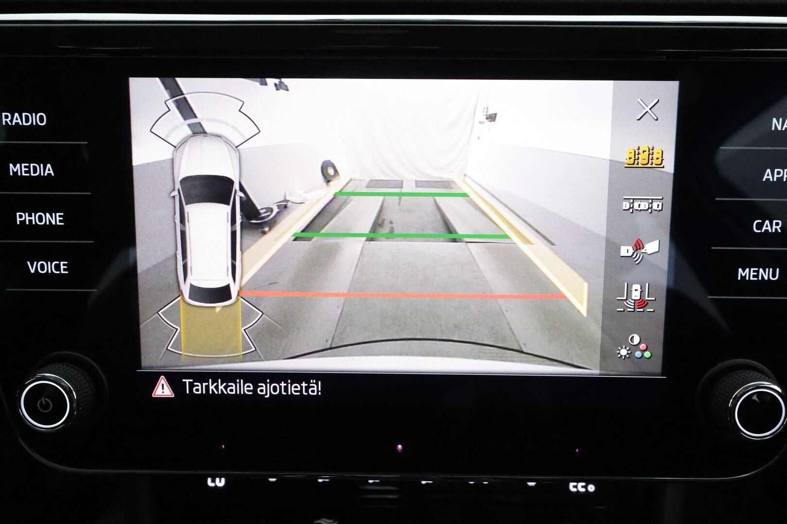 SKODA SUPERB 2023 Combi 1.4 TSI PHEV Style iV DSG **Webasto / Koukku / Adapt.Vakkari / Matrix-LED / P.kamera / Muistipenkki / Navi** - Akku kuntotarkastettu / 2x Latauskaapelit / Kahdet Renkaat